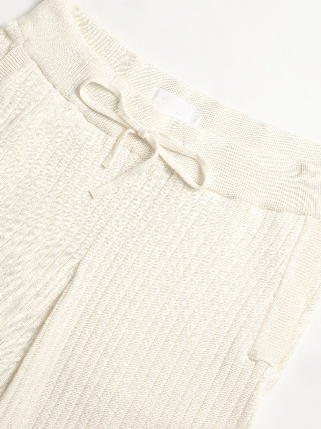 THE BEAR HOUSE Men Self Designed Regular Fit Pure Cotton Shorts - Image 7