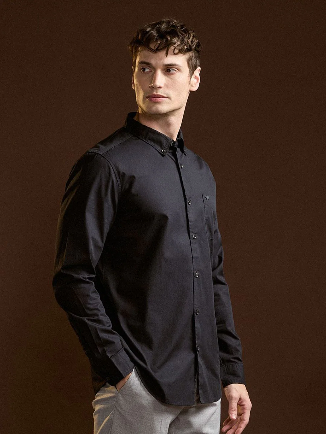 THE BEAR HOUSE Men Slim Fit Button-Down Collar Solid Cotton Formal Shirt - Image 3
