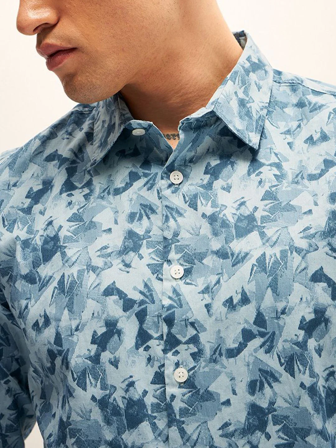 THE BEAR HOUSE Men Slim Fit Floral Printed Pure Cotton Casual Shirt - Image 2