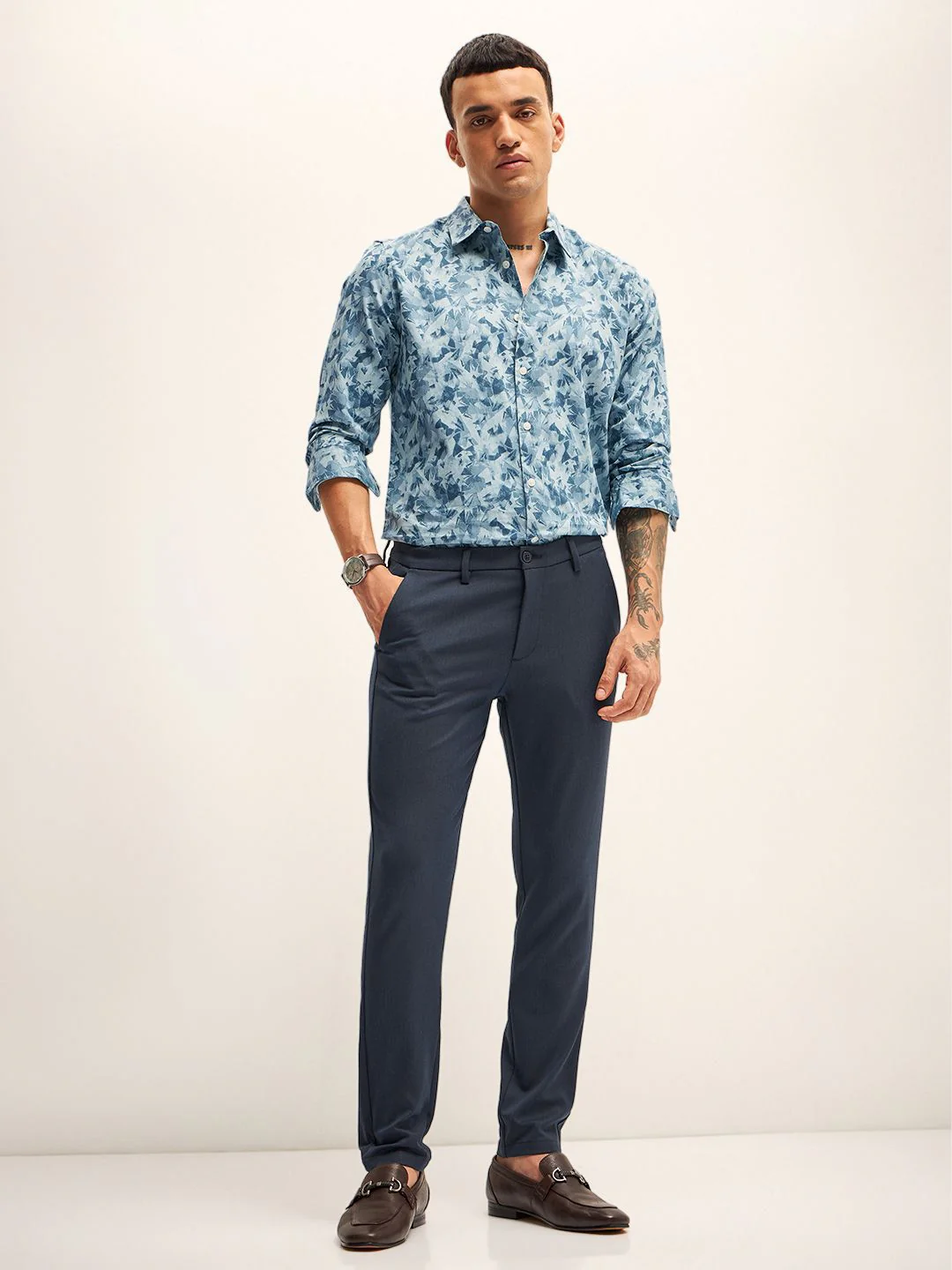 THE BEAR HOUSE Men Slim Fit Floral Printed Pure Cotton Casual Shirt - Image 4