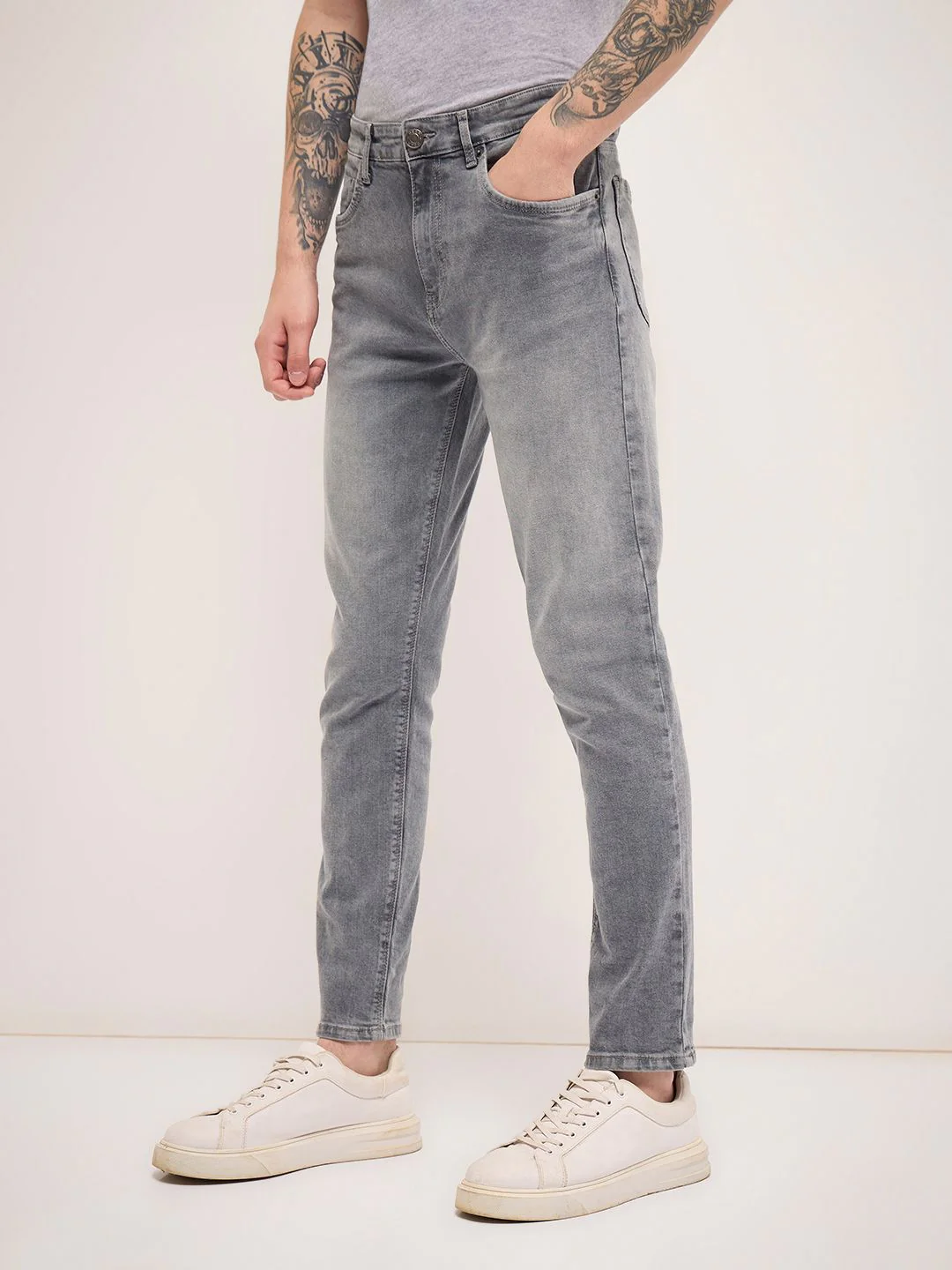 THE BEAR HOUSE Men Slim Fit Light Fade Jeans - Image 2