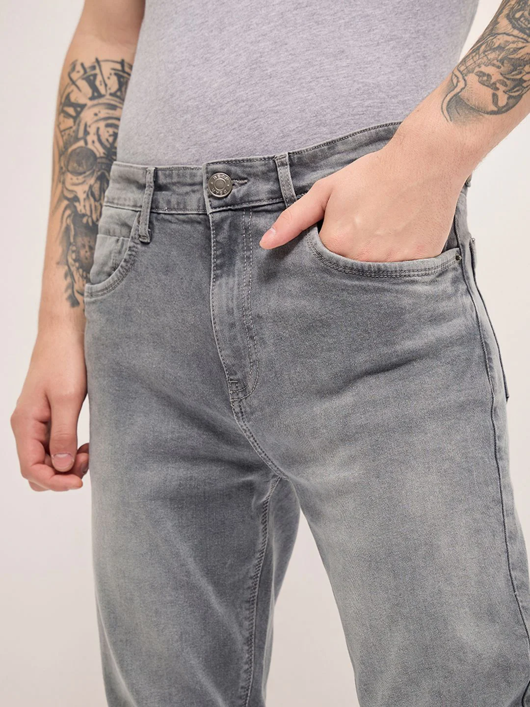 THE BEAR HOUSE Men Slim Fit Light Fade Jeans - Image 6