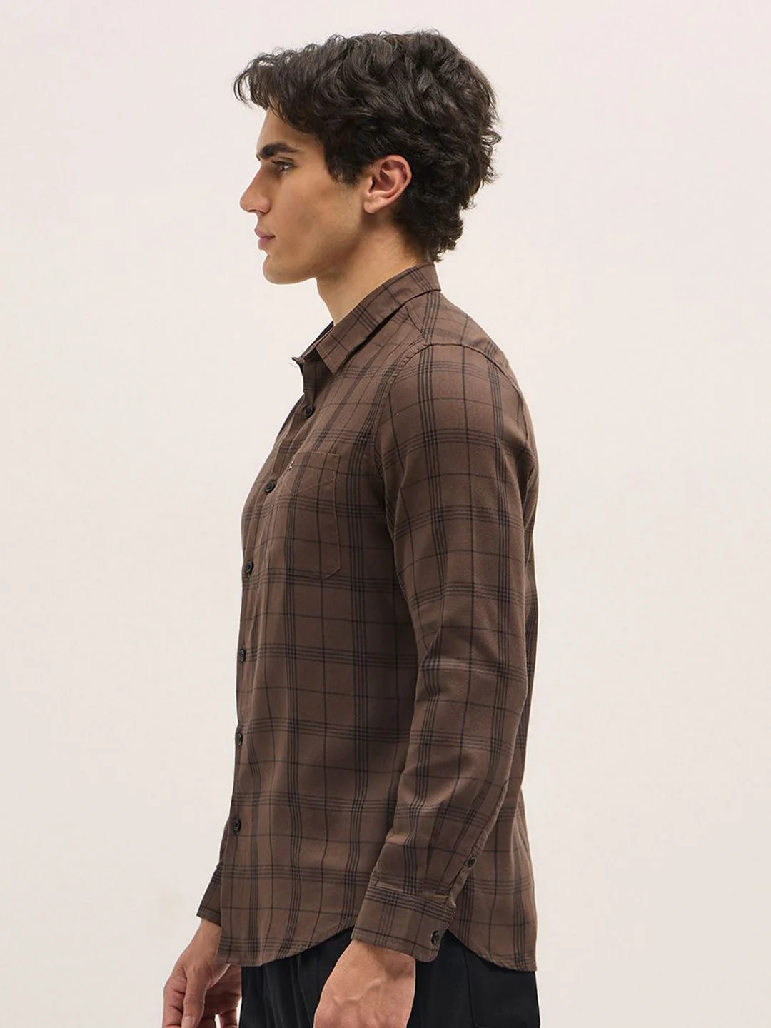 THE BEAR HOUSE Men Slim Fit Opaque Checked Casual Shirt - Image 3