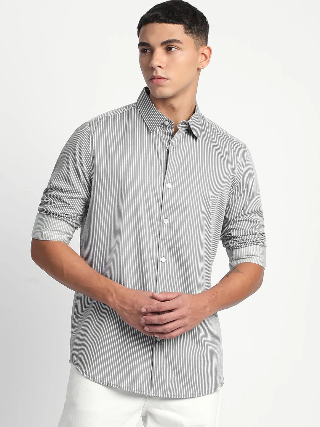 THE BEAR HOUSE Men Slim Fit Opaque Striped Casual Shirt - Image 2