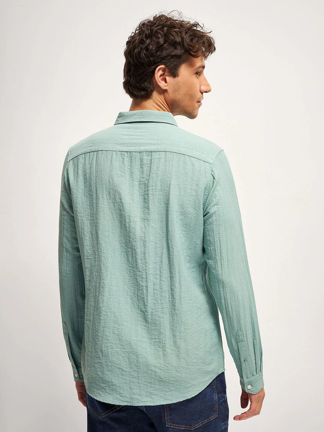 THE BEAR HOUSE Men Slim Fit Solid Casual Shirt - Image 5
