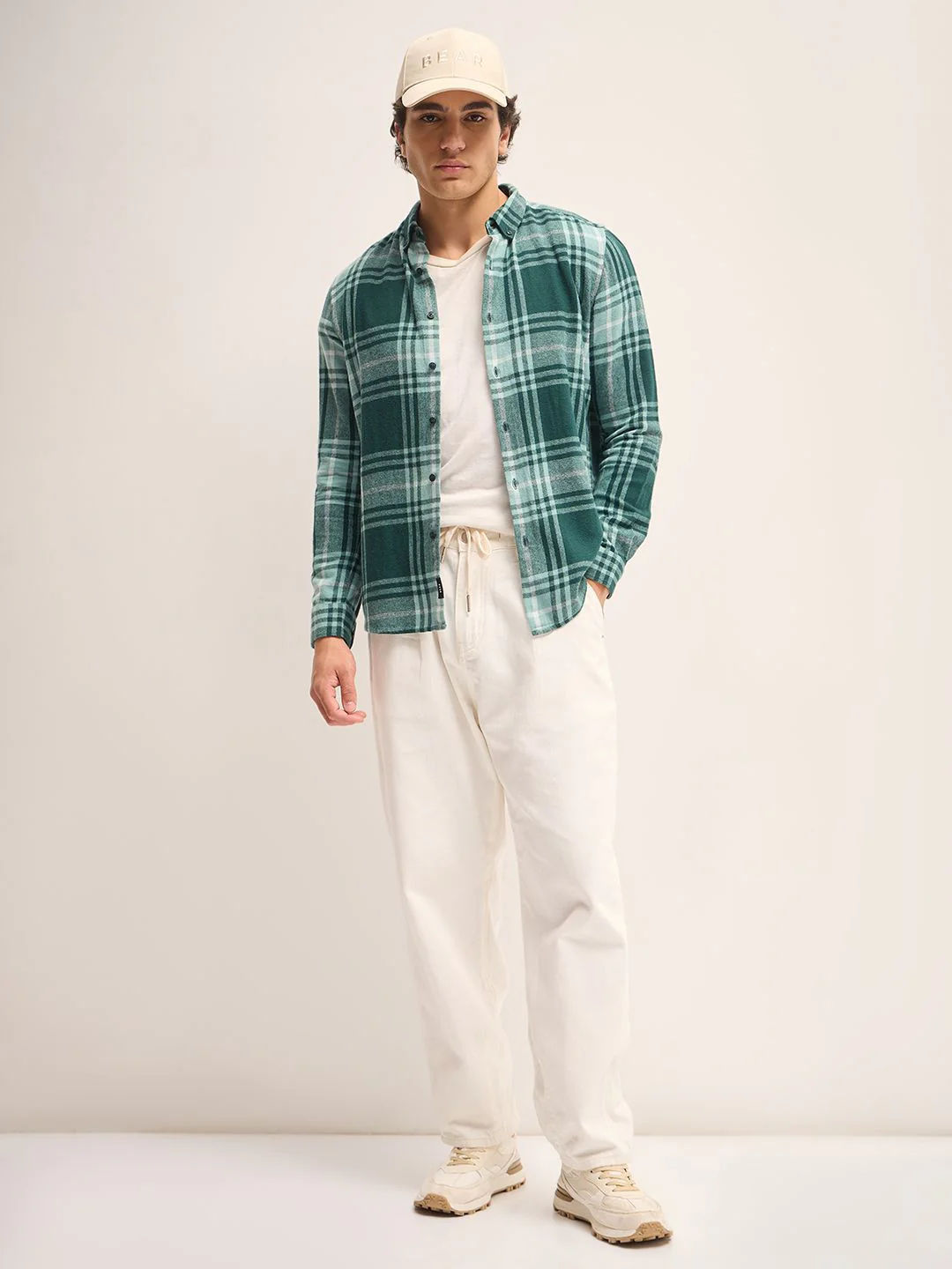 THE BEAR HOUSE Men Slim Fit Tartan Checks Opaque Checked Casual Shirt - Image 4