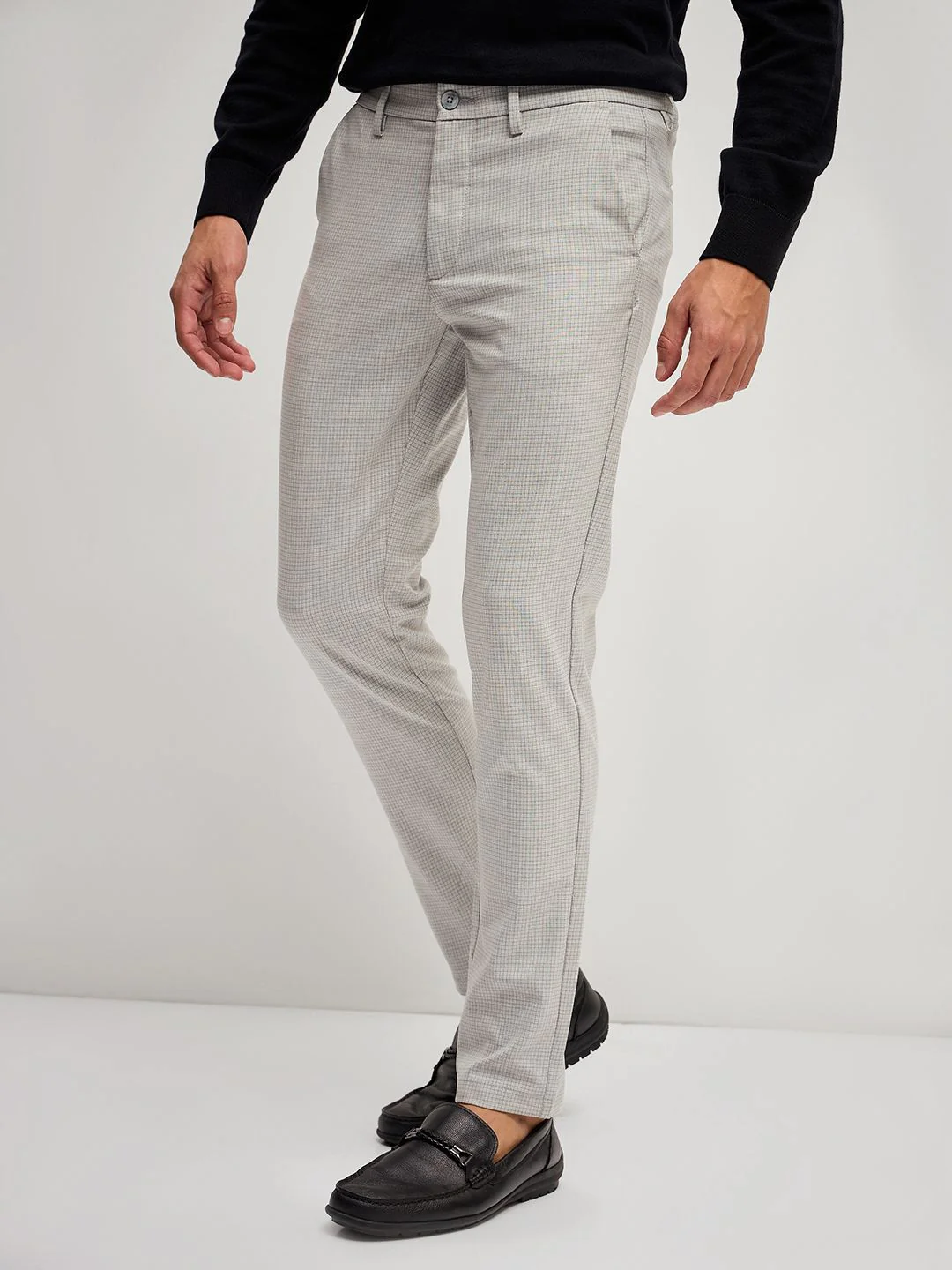 THE BEAR HOUSE Men Solid 4 Way Stretch Slim Fit Formal Trouser - Image 2