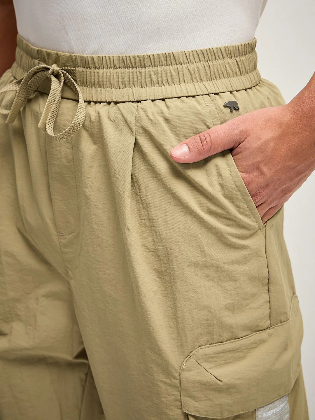 THE BEAR HOUSE Men Solid Cargo Trouser - Image 6