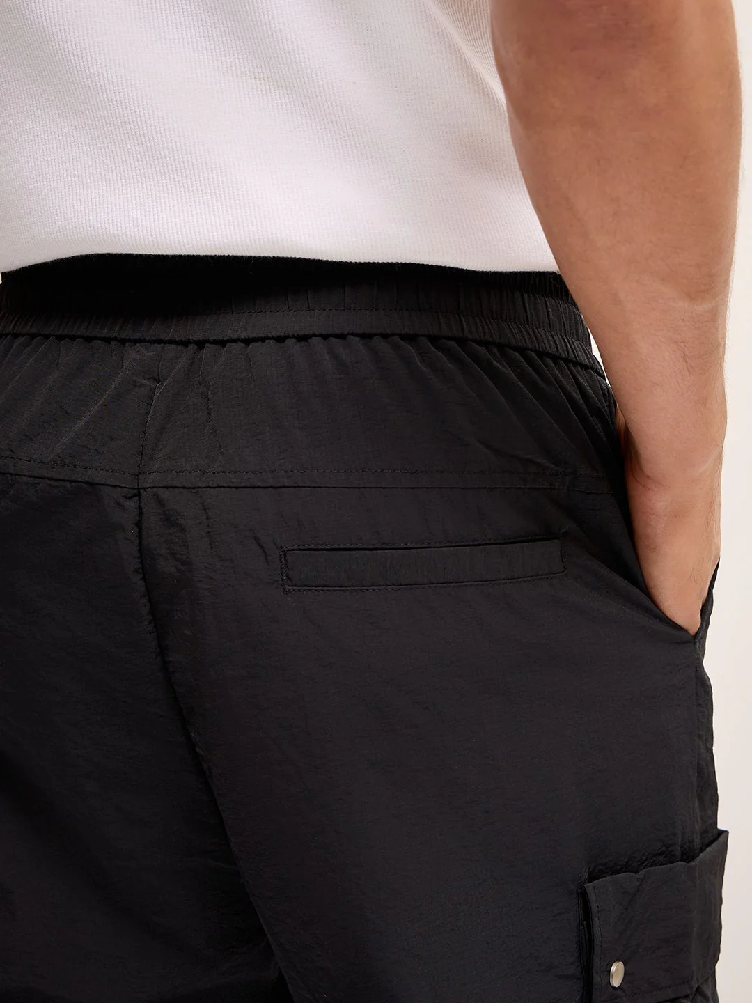 THE BEAR HOUSE Men Solid Cargo Trousers - Image 7