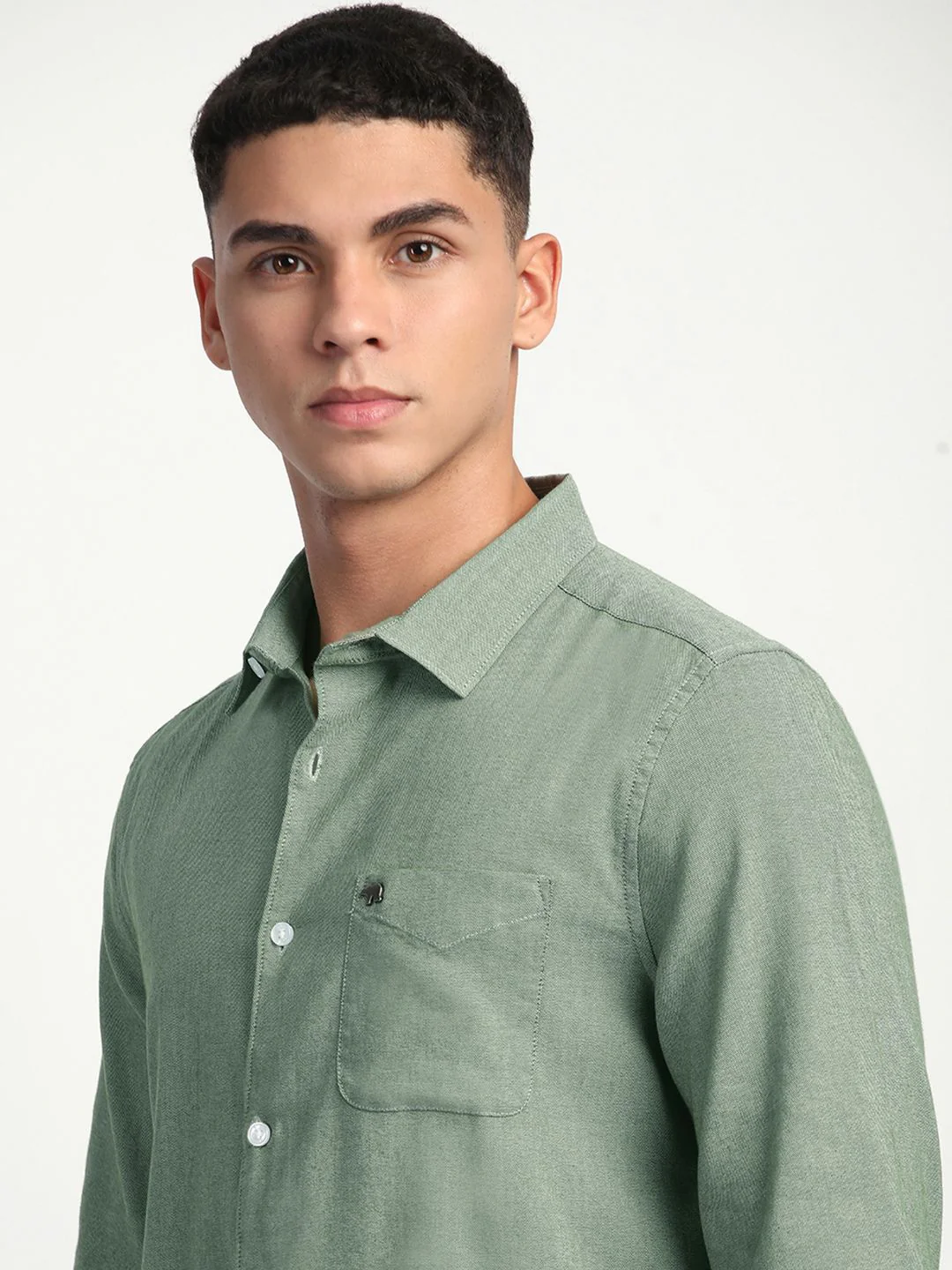 THE BEAR HOUSE Men Solid Cotton Slim Fit Casual Shirt - Image 3