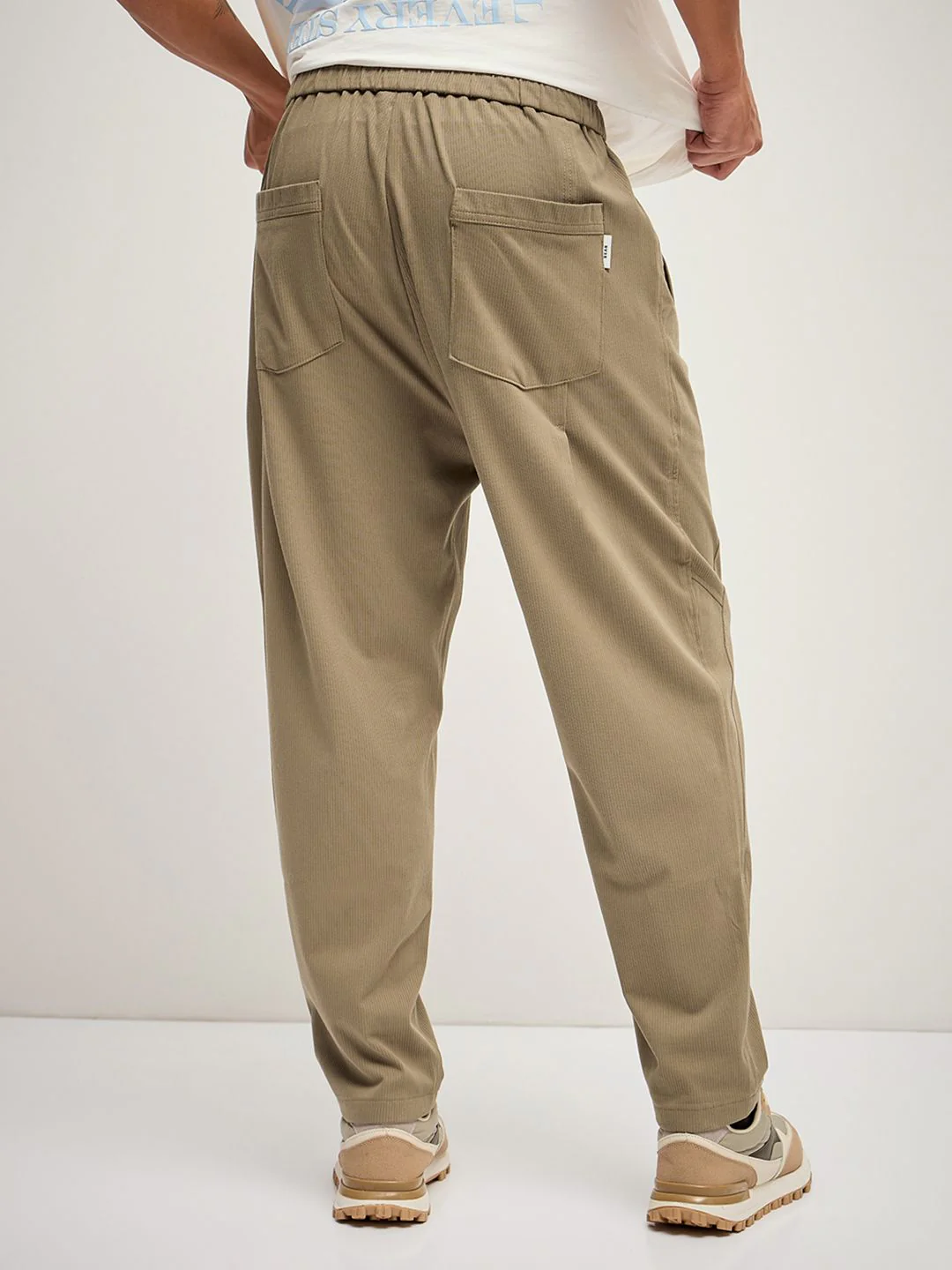 THE BEAR HOUSE Men Solid Regular Fit Trouser - Image 3