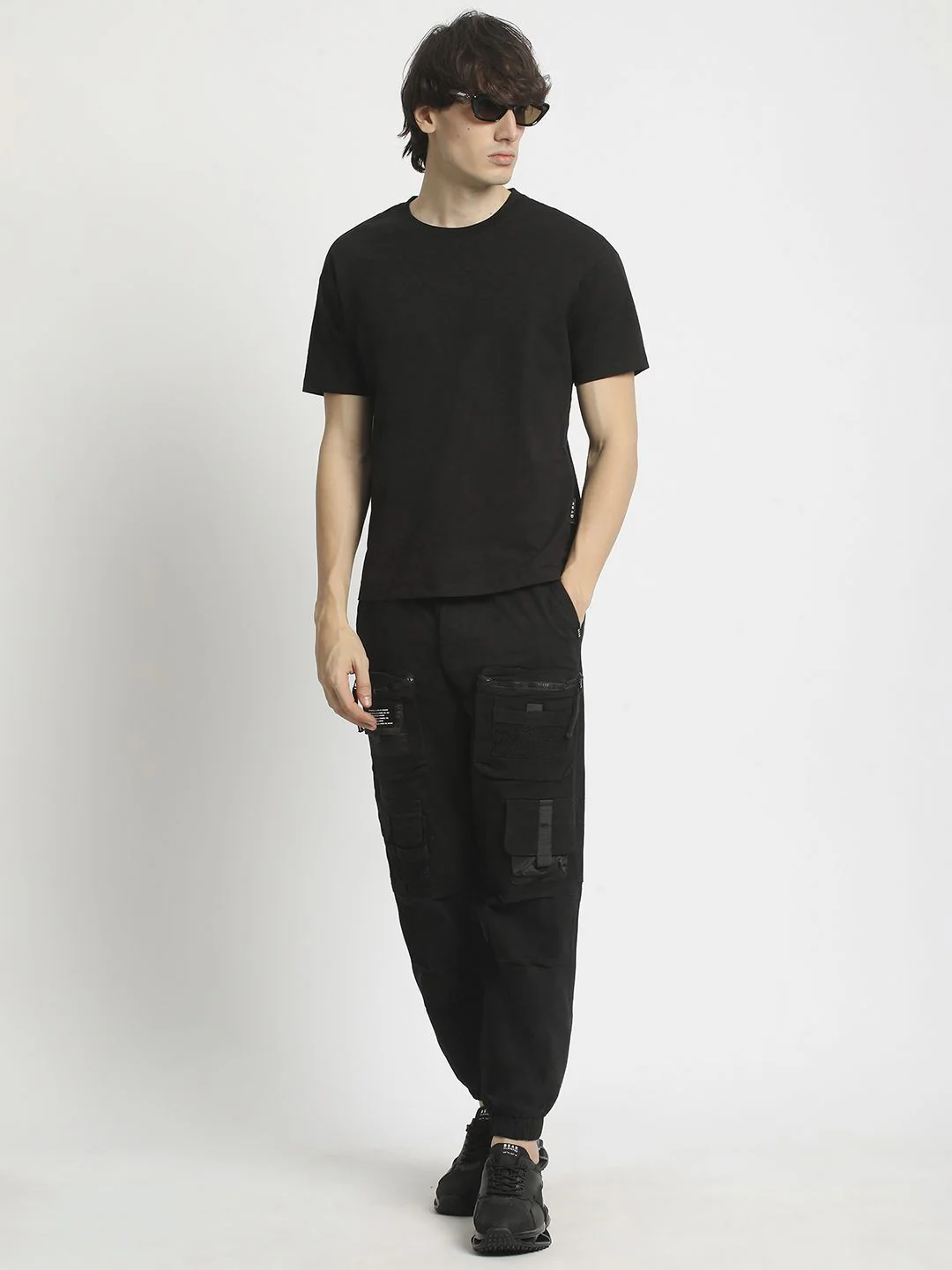 The Bear House Men Solid Round Neck Tshirt - Image 6