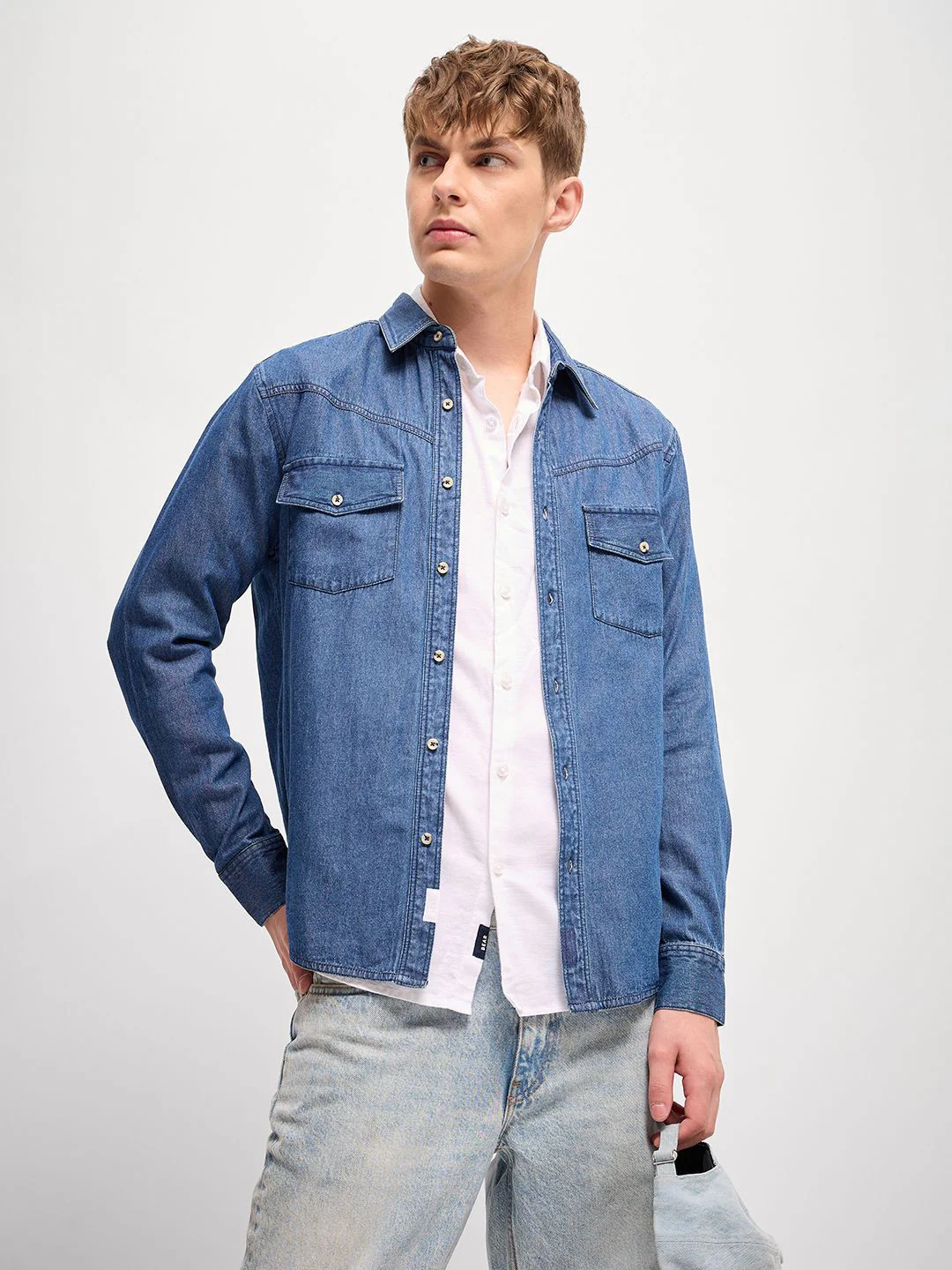 THE BEAR HOUSE Men Spread Collar Faded Pure Cotton Relaxed Fit Casual Shirt