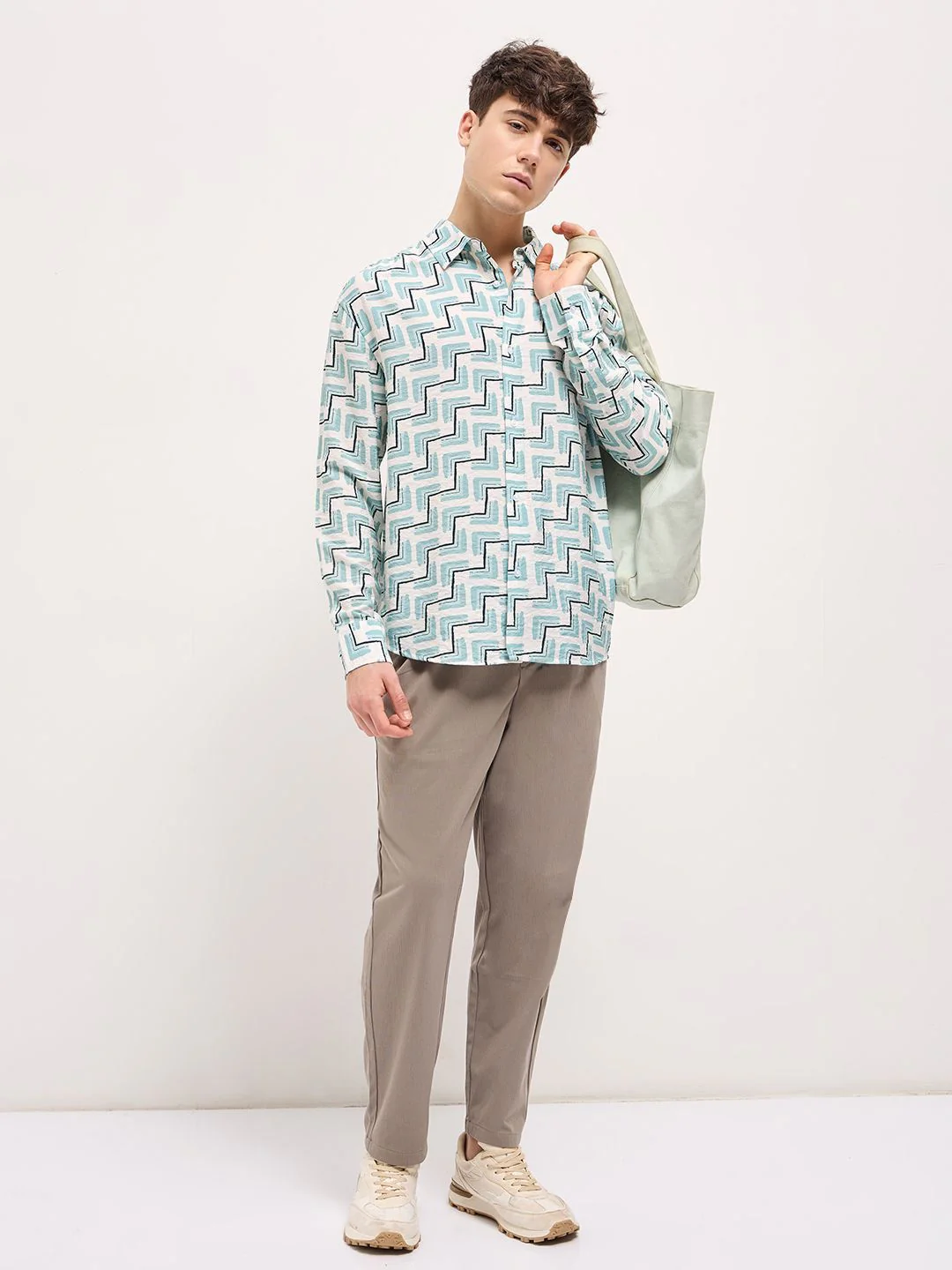THE BEAR HOUSE Men Spread Collar Geometric Printed Relaxed Fit Casual Shirt - Image 6
