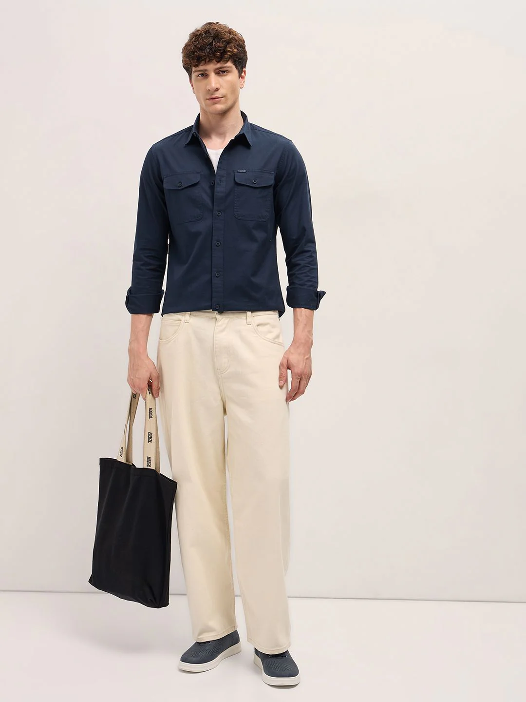 THE BEAR HOUSE Men Spread Collar Solid Cotton Casual Shirt - Image 4