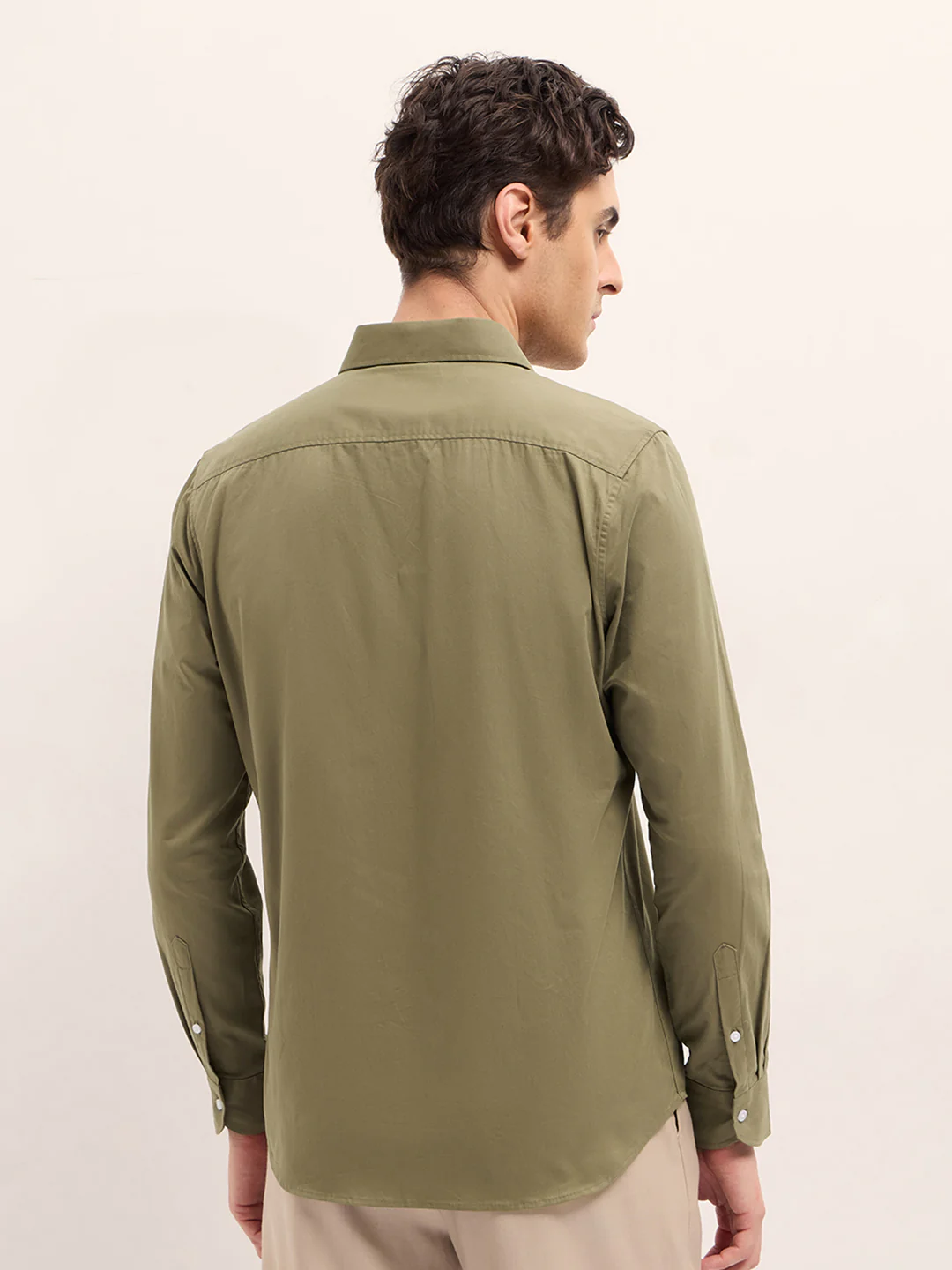 THE BEAR HOUSE Men Spread Collar Solid Cotton Casual Shirt - Image 4