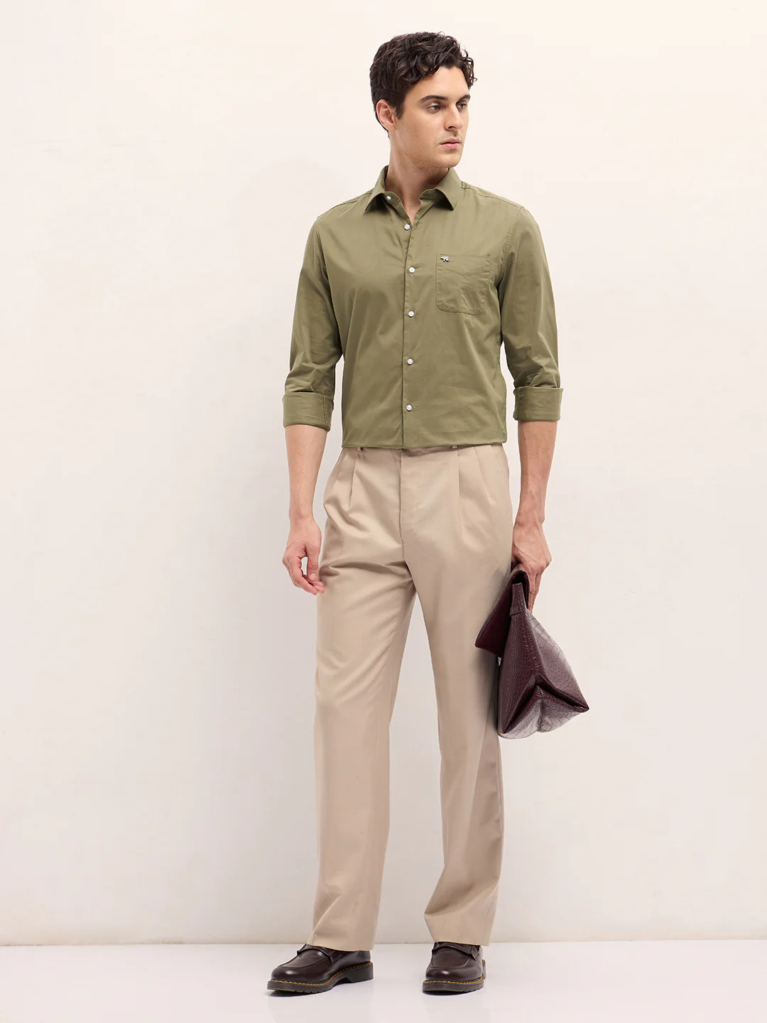 THE BEAR HOUSE Men Spread Collar Solid Cotton Casual Shirt - Image 5
