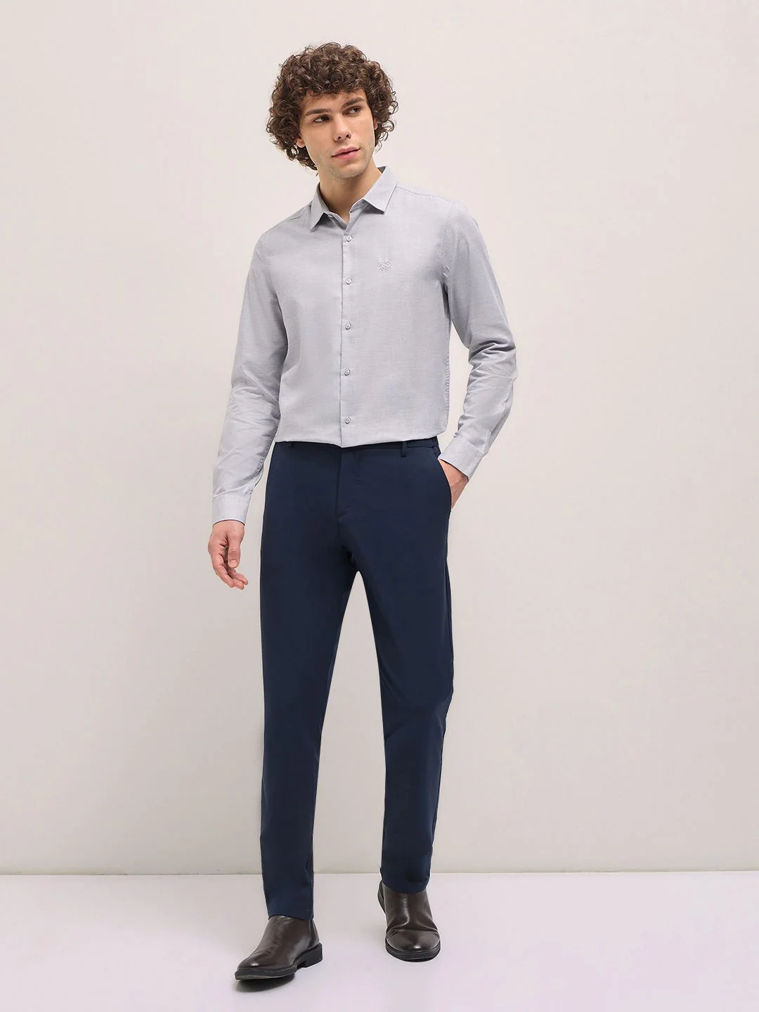 THE BEAR HOUSE Men Spread Collar Textured Solid Cotton Tailored Fit Formal Shirt - Image 4