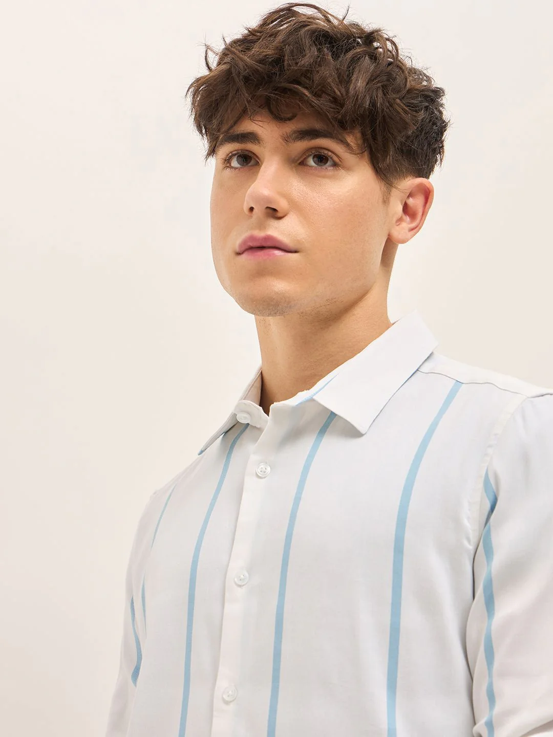 THE BEAR HOUSE Men Spread Collar Vertical Striped Cotton Slim Fit Casual Shirt - Image 3