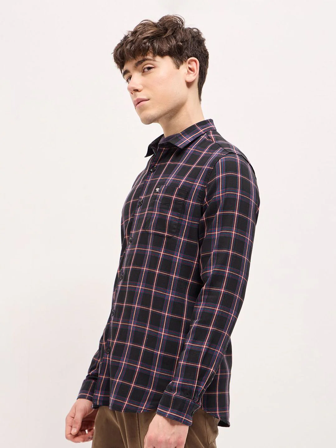 THE BEAR HOUSE Men Spread Collar Windowpane Checked Cotton Slim Fit Shirt - Image 5