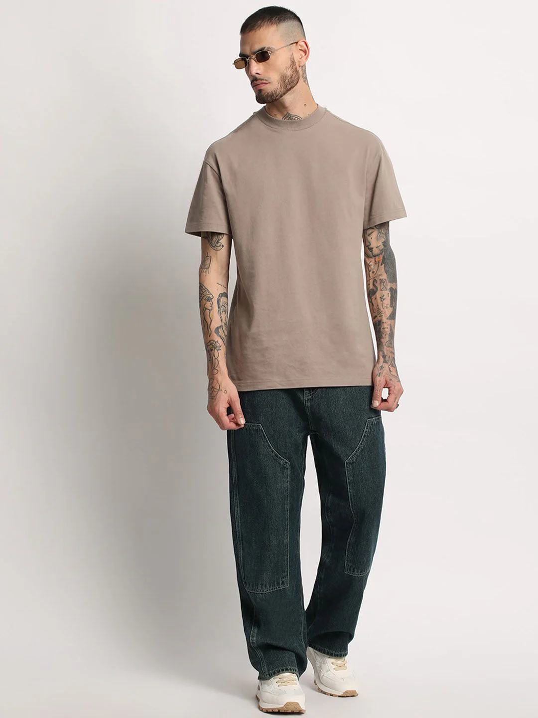 THE BEAR HOUSE Men Straight Fit Clean Look Stretchable Jeans - Image 4