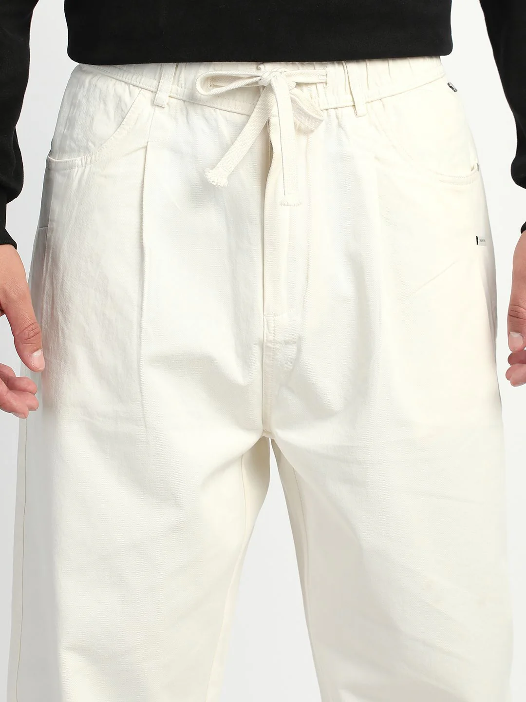 THE BEAR HOUSE Men Straight Fit Mid-Rise Cotton Flat Front Trousers - Image 6