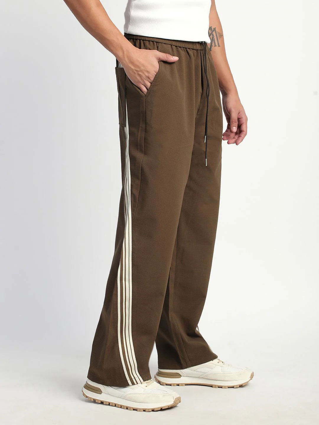 THE BEAR HOUSE Men Straight Fit Trousers - Image 3