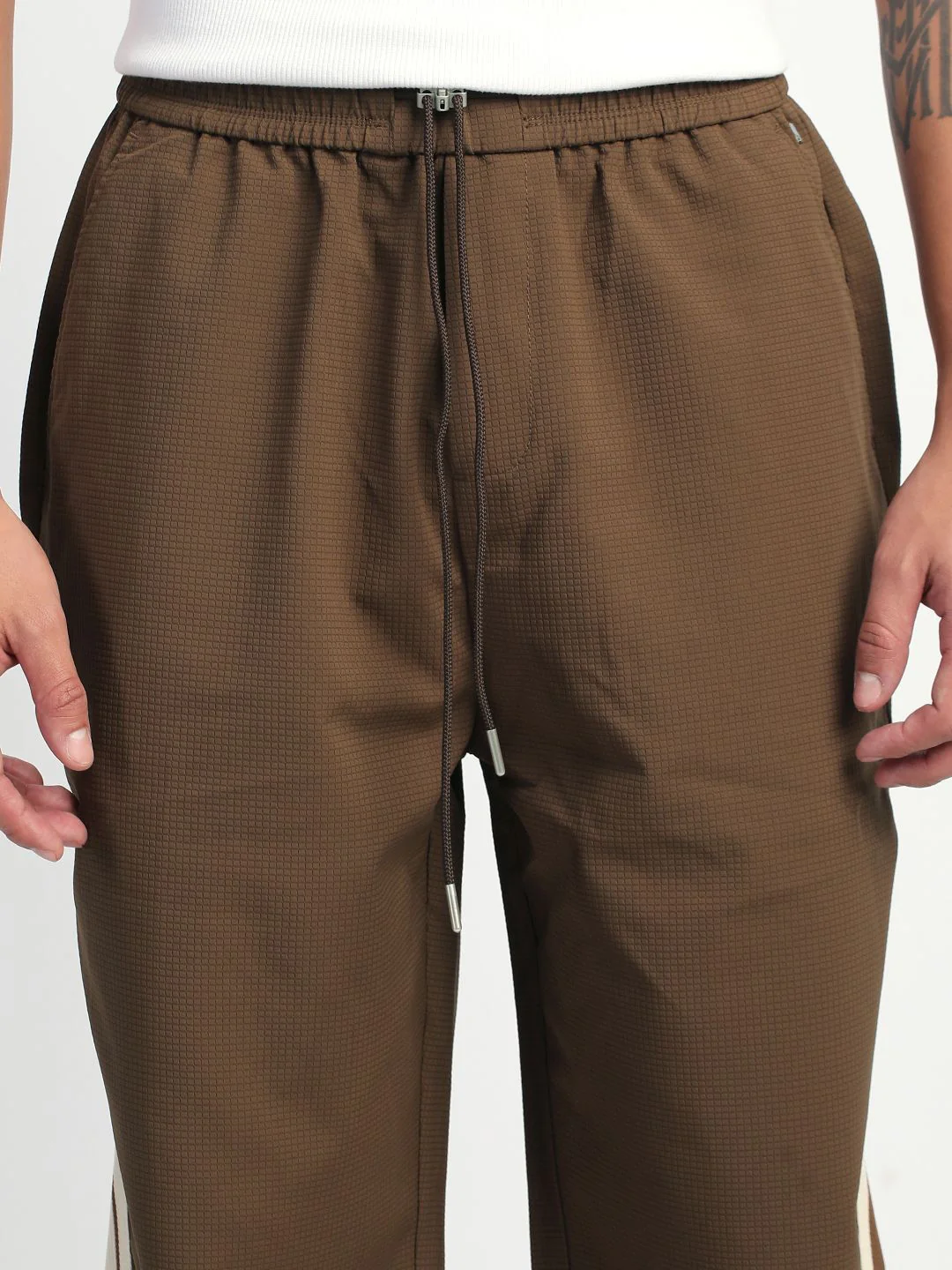THE BEAR HOUSE Men Straight Fit Trousers - Image 6