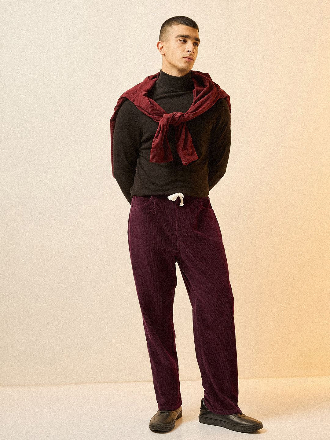 THE BEAR HOUSE Men Striped Loose Fit Corduroy Pleated Chinos Trousers - Image 5