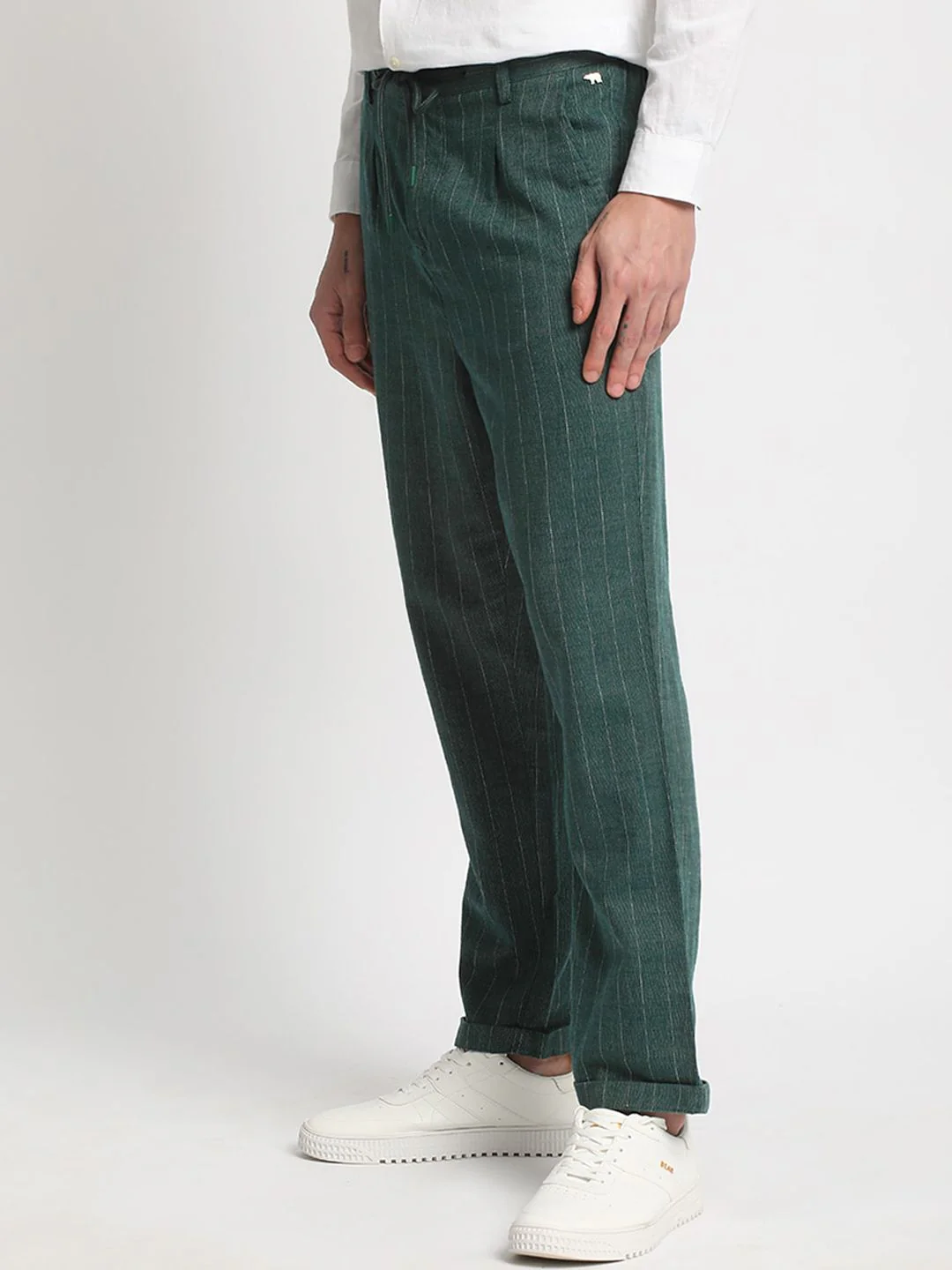THE BEAR HOUSE Men Striped Tapered Fit Pleated Mid-Rise Trousers