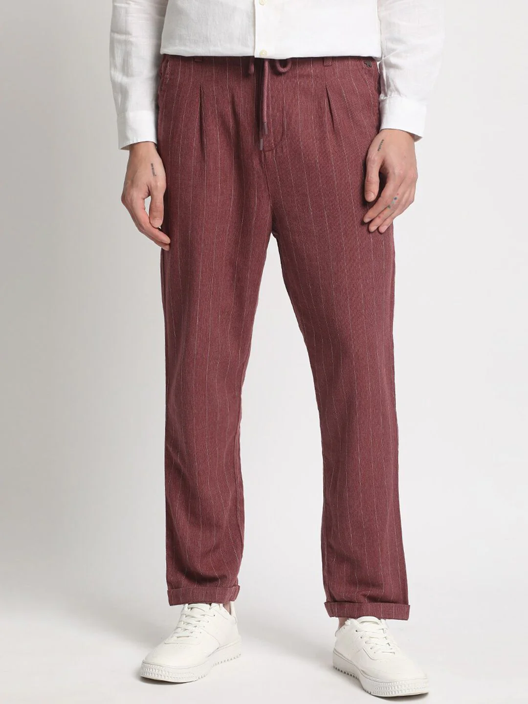 THE BEAR HOUSE Men Striped Tapered Fit Pleated Mid-Rise Trousers - Image 2