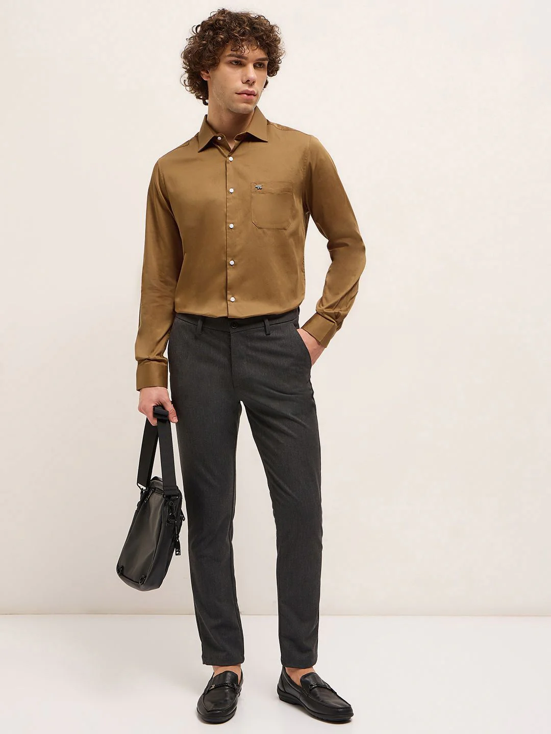 THE BEAR HOUSE Men Tailored Fit Opaque Formal Shirt - Image 4