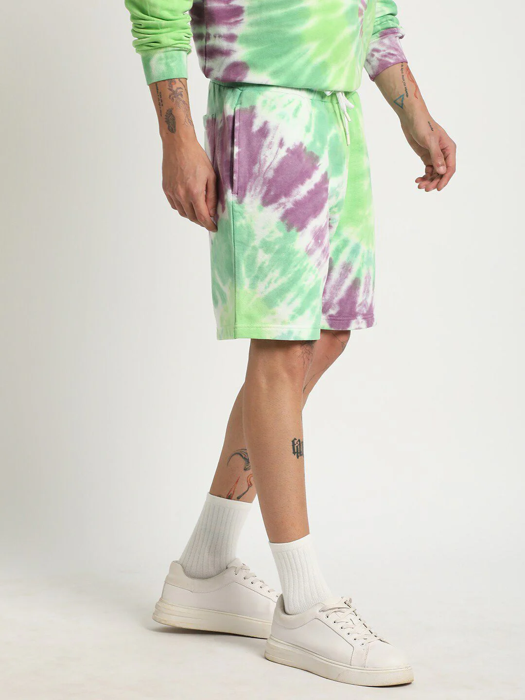 THE BEAR HOUSE Men Tie and Dye Pure Cotton Shorts - Image 2