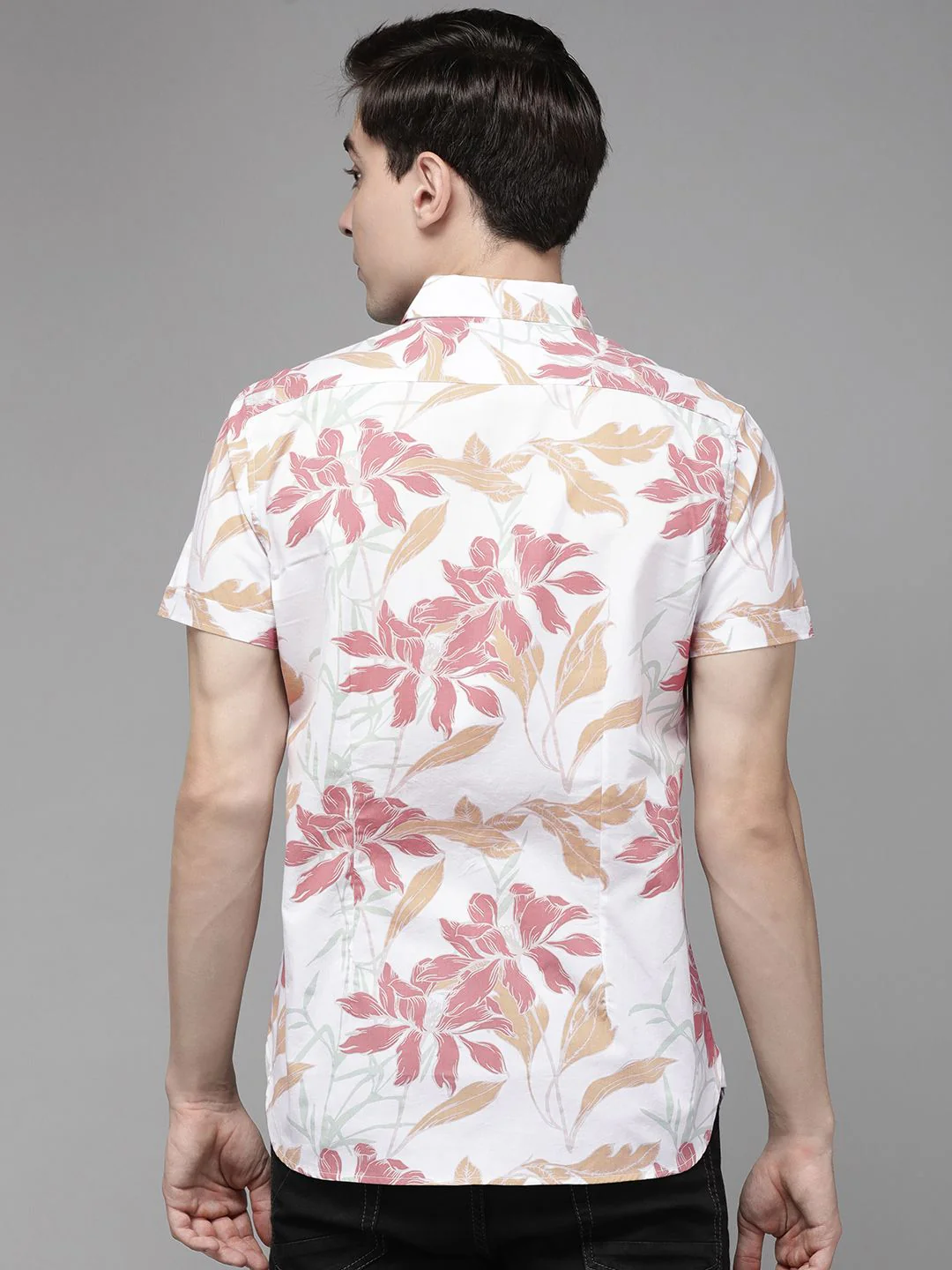 THE BEAR HOUSE Men White Slim Fit Floral Print Pure Cotton Casual Shirt - Image 5