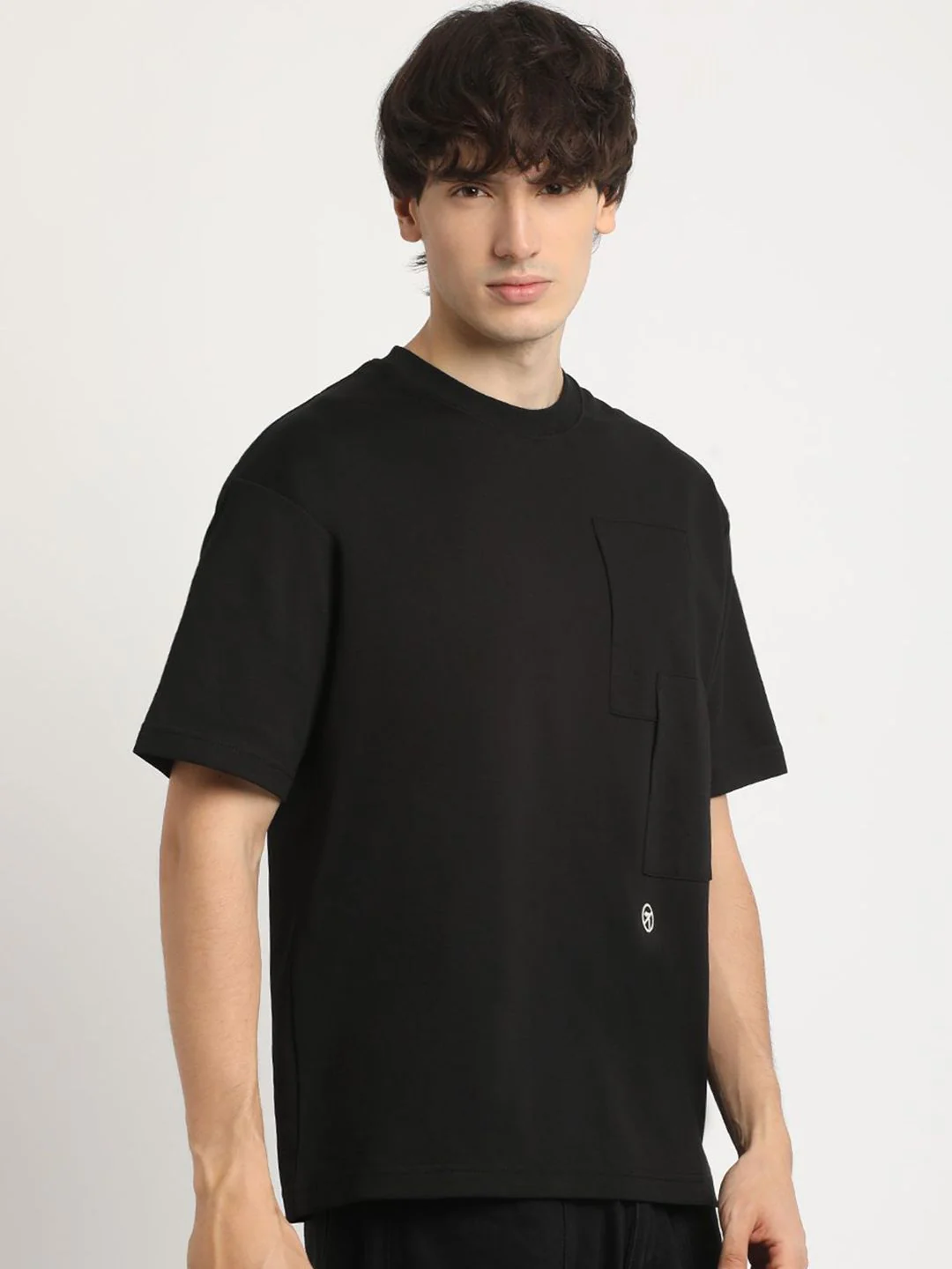 THE BEAR HOUSE Oversized Applique Design Crew Neck T-shirt - Image 4