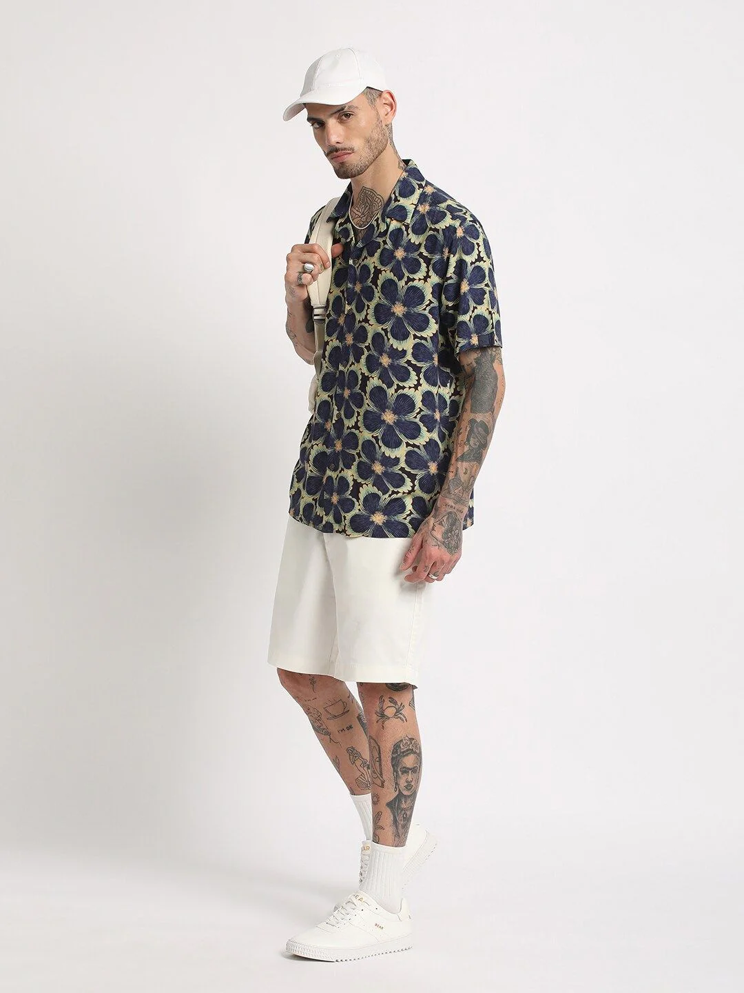 THE BEAR HOUSE Regular Fit Floral Printed Cuban Collar Casual Shirt - Image 4