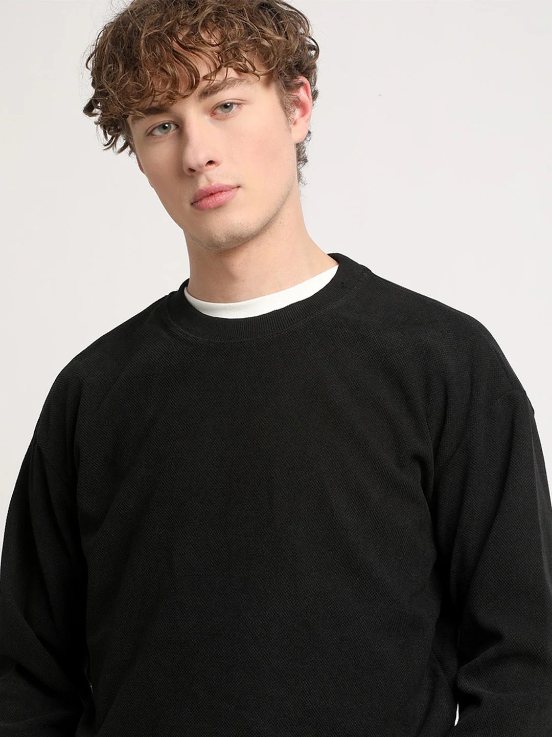 THE BEAR HOUSE Round Neck Pullover Sweatshirt - Image 2
