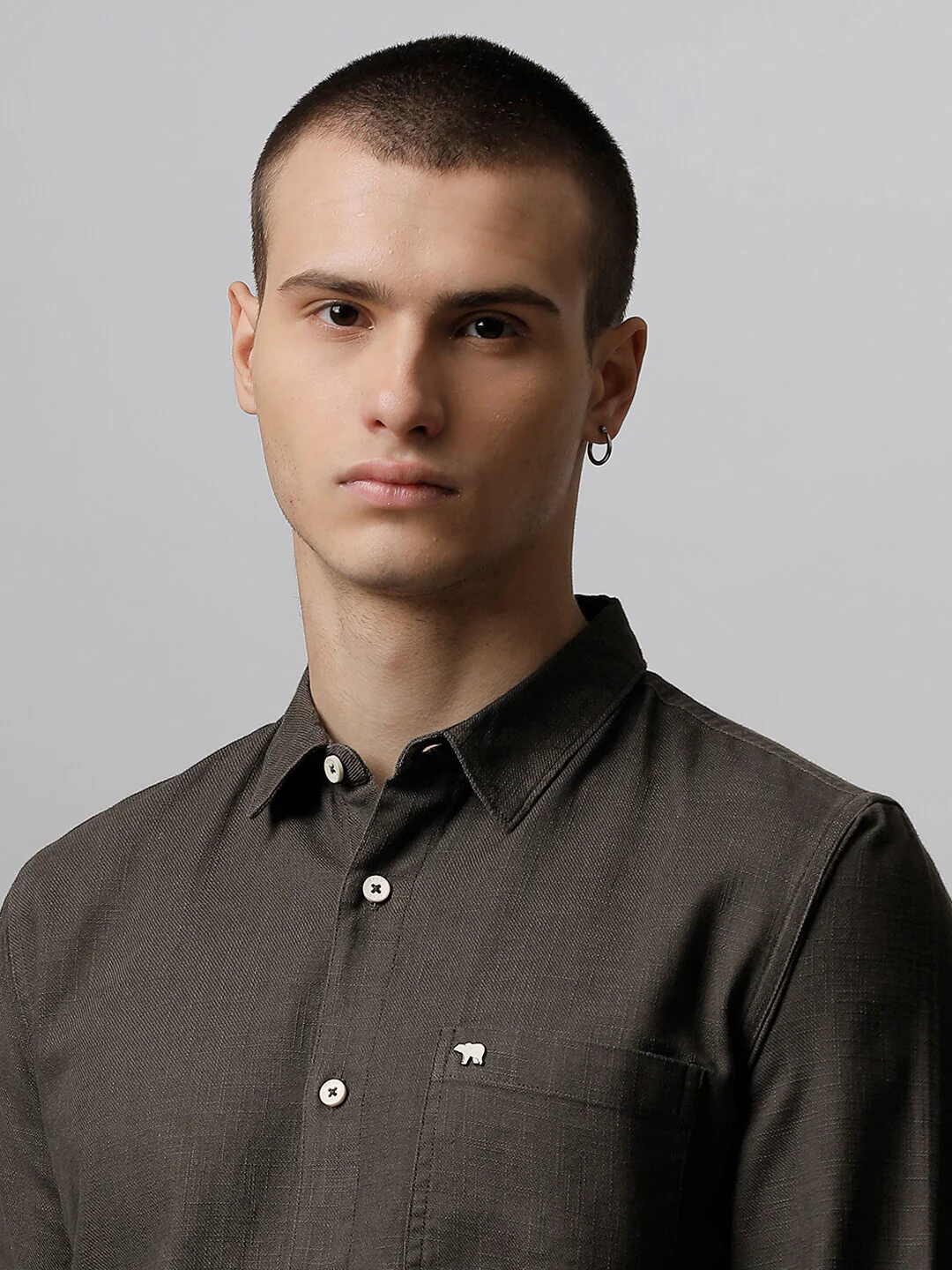 THE BEAR HOUSE Slim Fit Opaque Casual Pure Cotton Shirt - Image 2