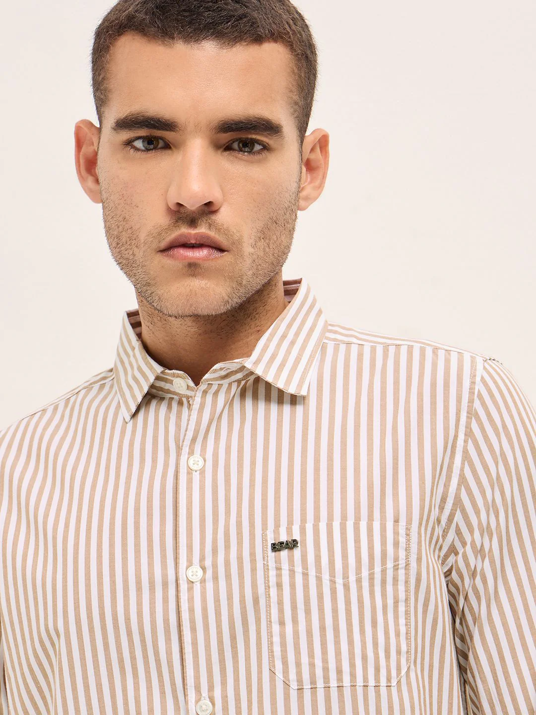 THE BEAR HOUSE Slim Fit Spread Collar Vertical Striped Pure Cotton Casual Shirt - Image 2