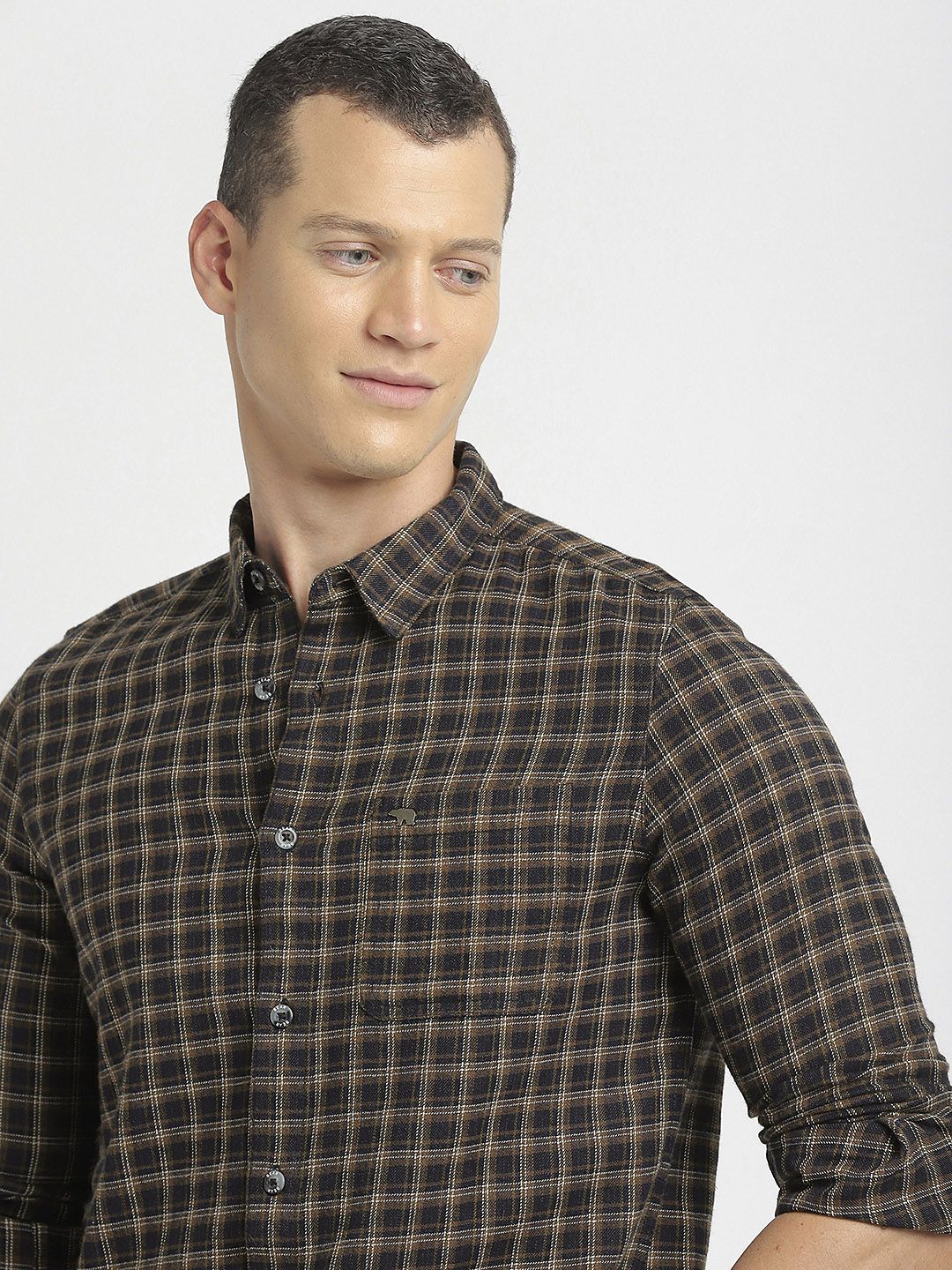 THE BEAR HOUSE Slim Fit Tartan Checked Spread Collar Pure Cotton Casual Shirt - Image 7
