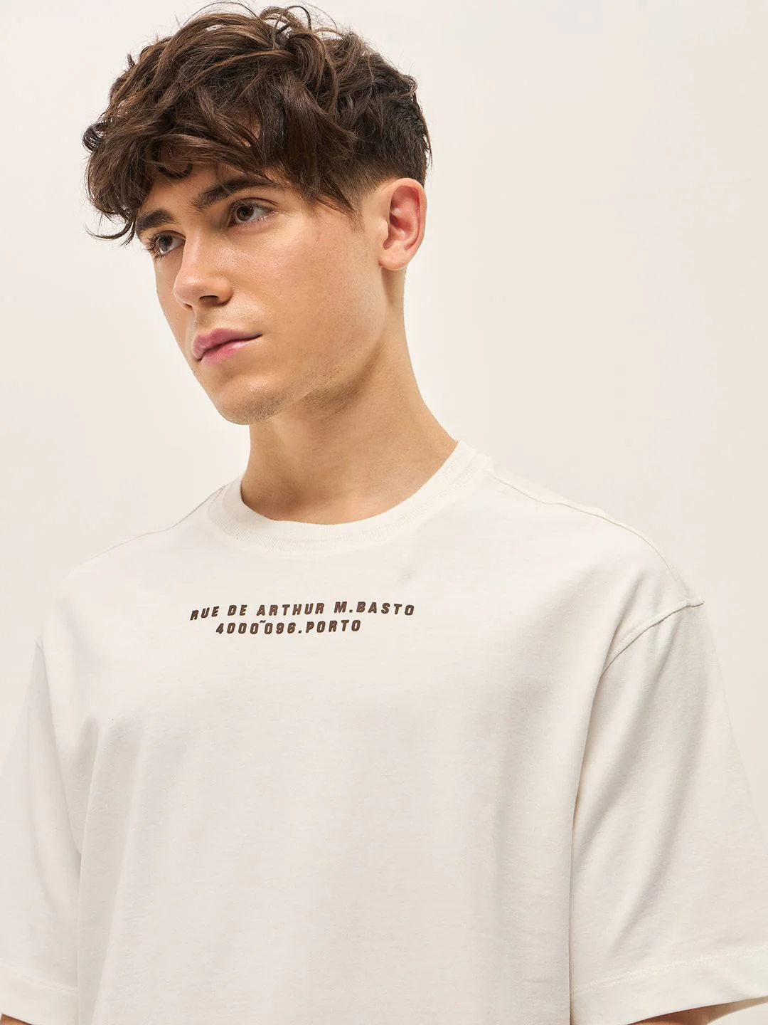 THE BEAR HOUSE Typography Printed Drop Shoulder Sleeves Cotton Oversized T-shirt - Image 2