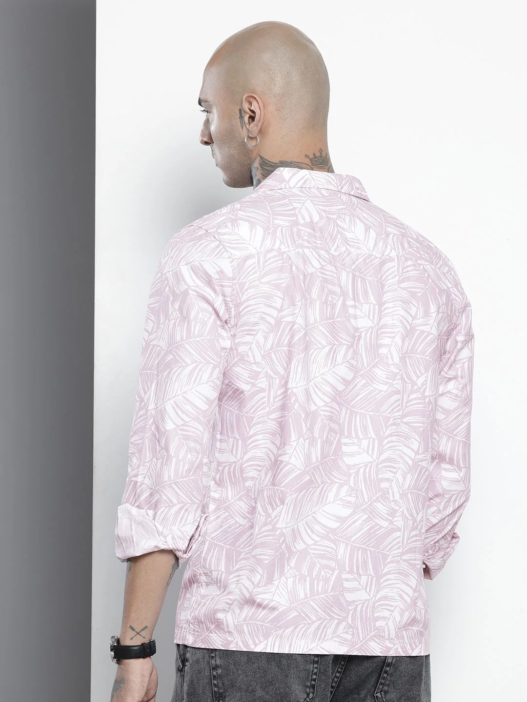 The Indian Garage Co Abstract Printed Pure Cotton Casual Shirt - Image 4