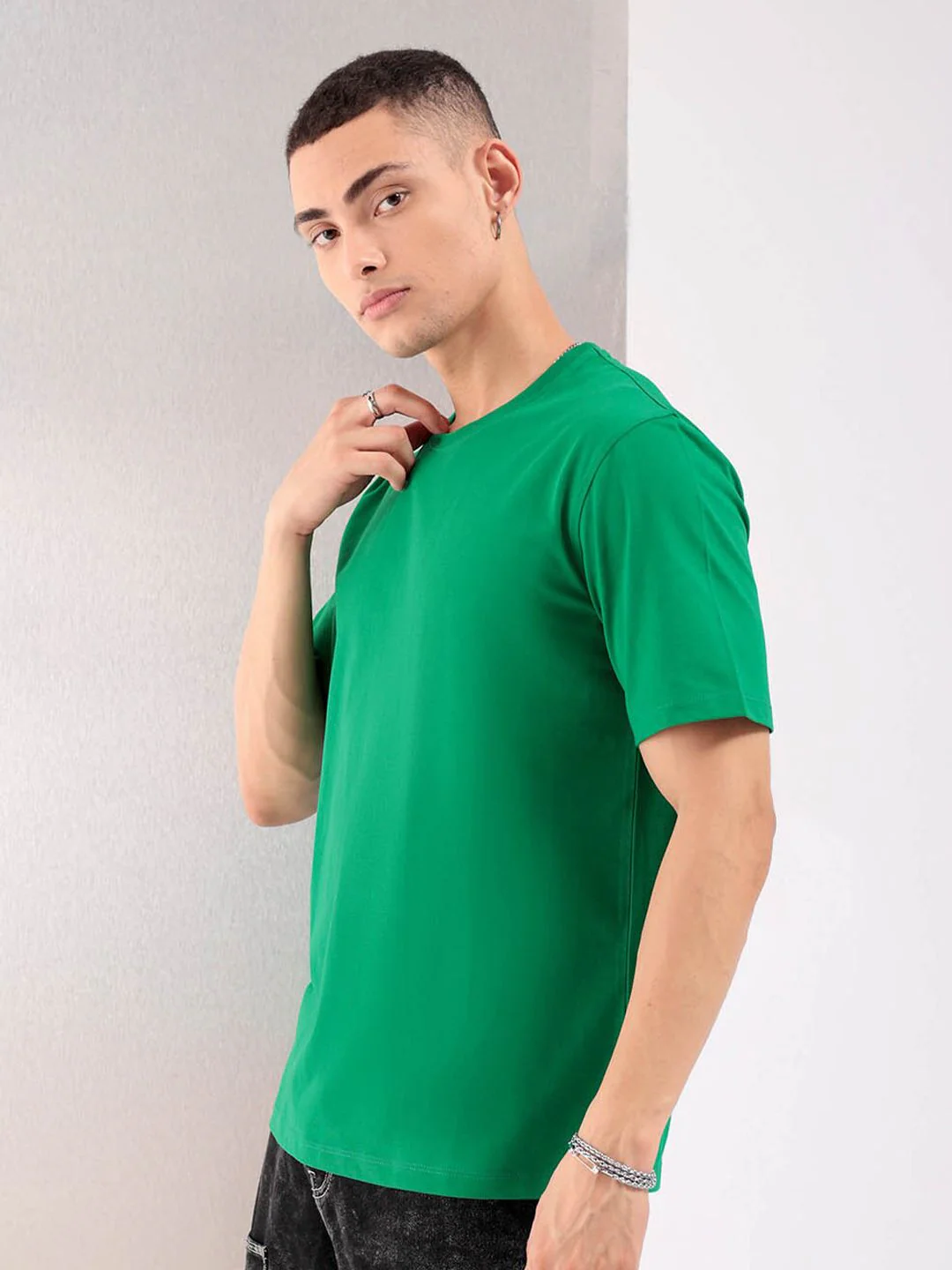The Indian Garage Co Green Round Neck Short Sleeves Regular T-shirt - Image 3