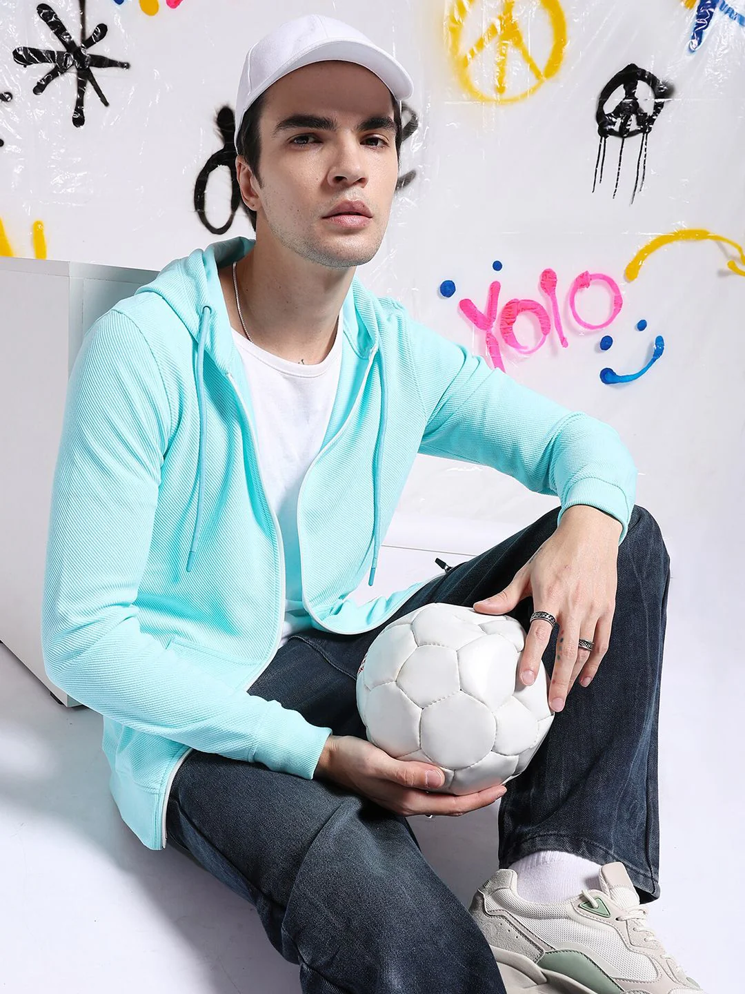 The Indian Garage Co Long Sleeves Hood Zipfront Sweatshirt - Image 4