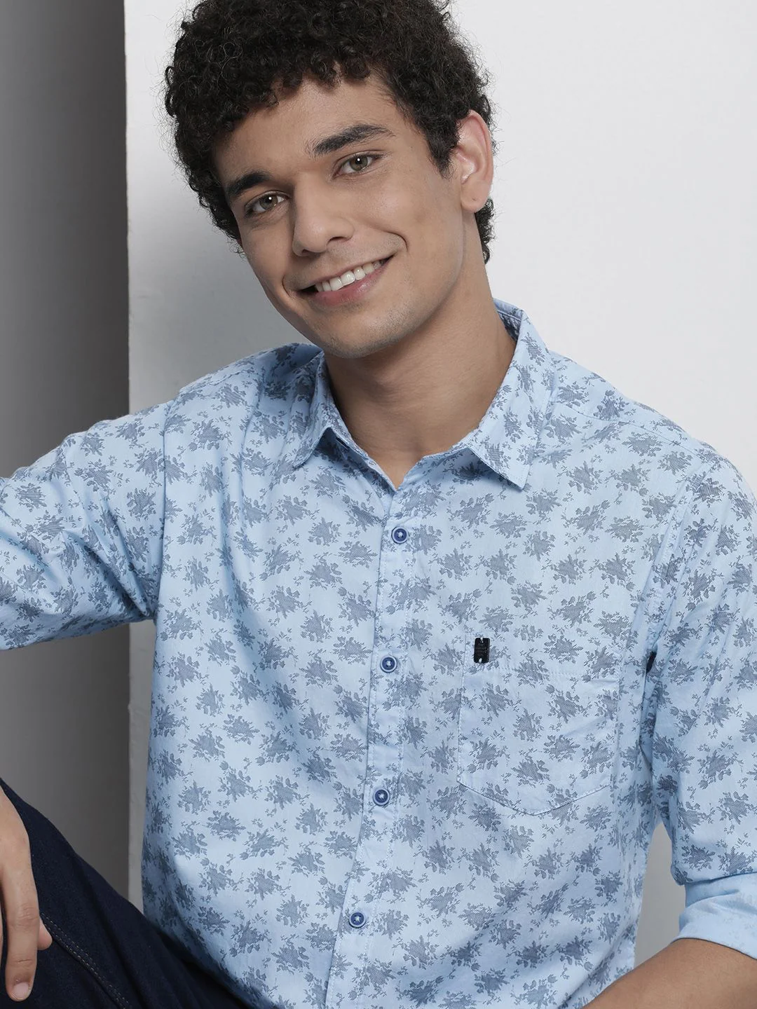 The Indian Garage Co Men Abstract Print Casual Shirt