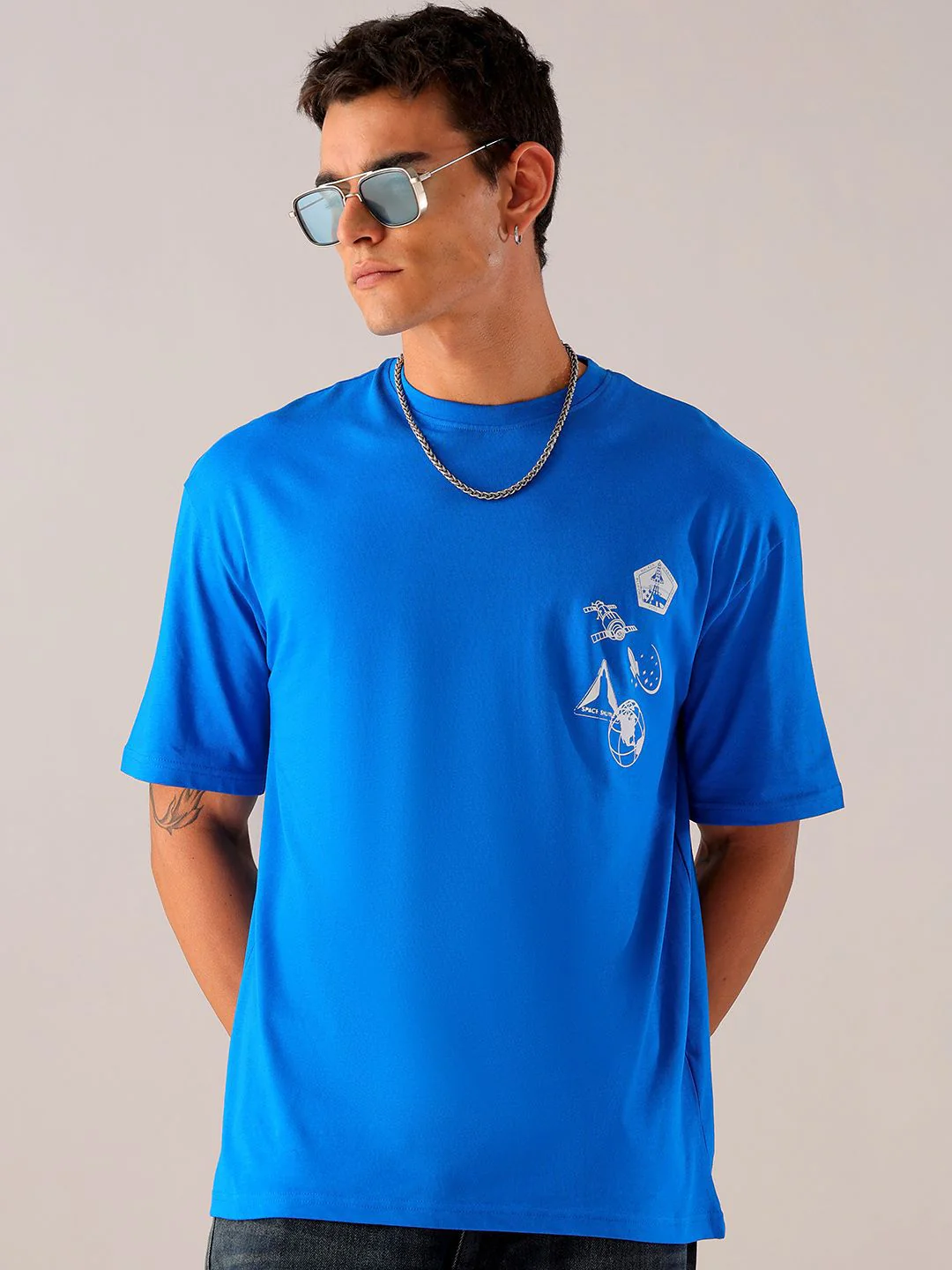 The Indian Garage Co Men Pure Cotton Back Printed Boxy Oversized Round Neck T-shirt - Image 3