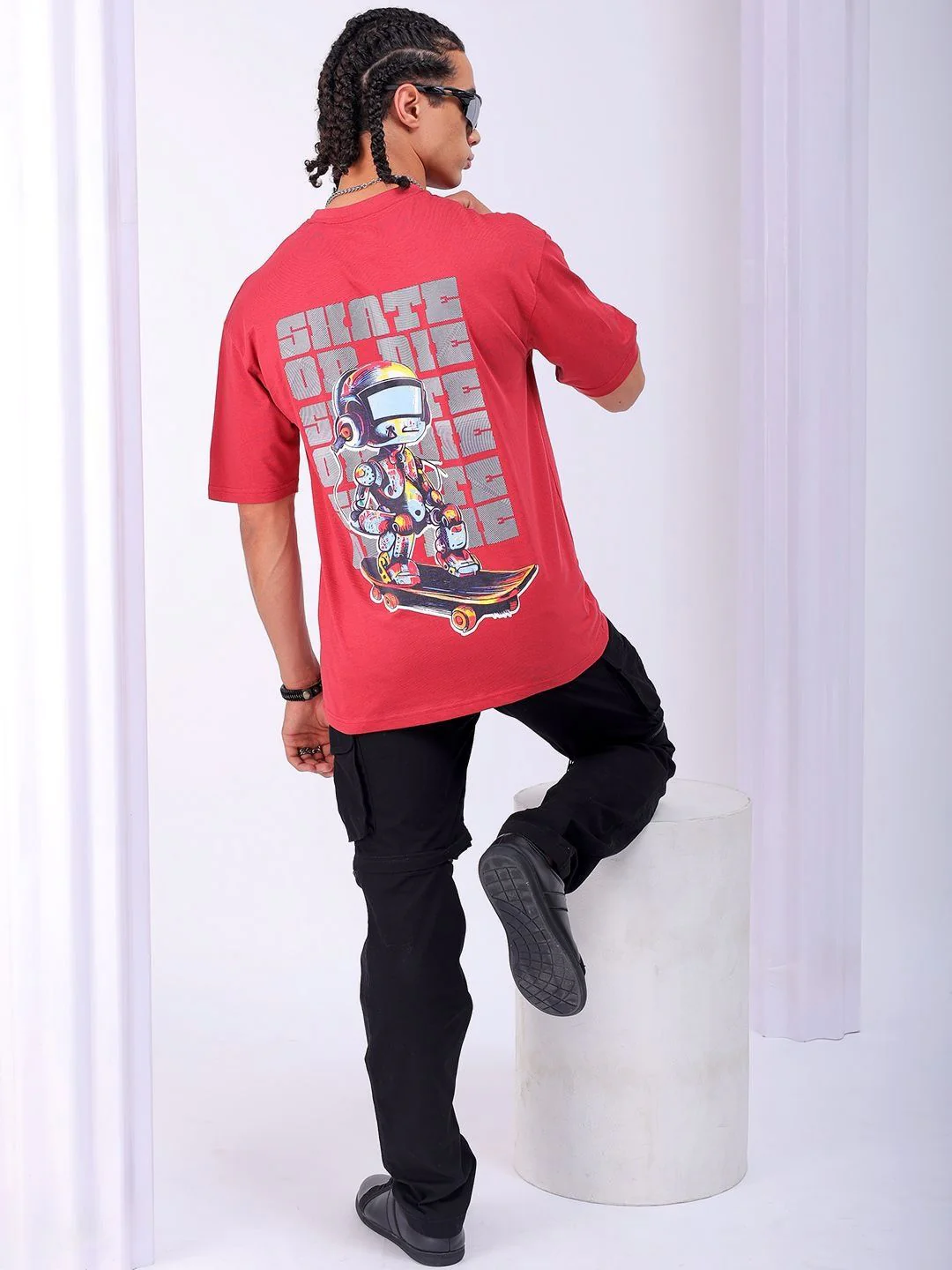 The Indian Garage Co Men Back Printed Boxy Oversized Pure Cotton T-shirt - Image 6