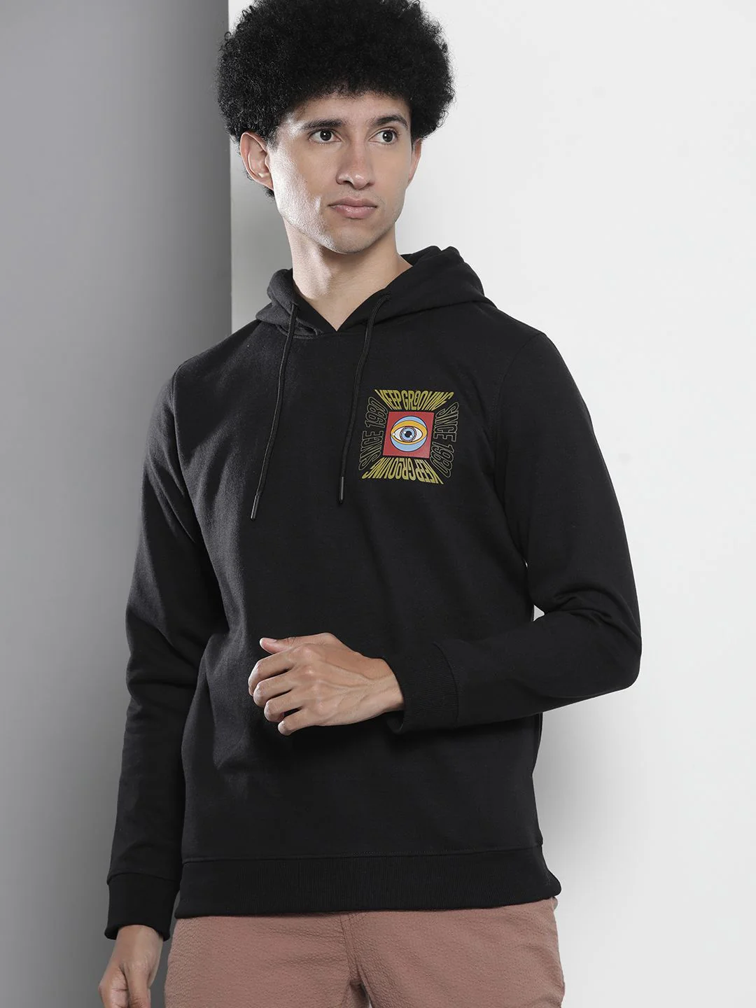 The Indian Garage Co Men Black Back Print Hooded Sweatshirt - Image 3