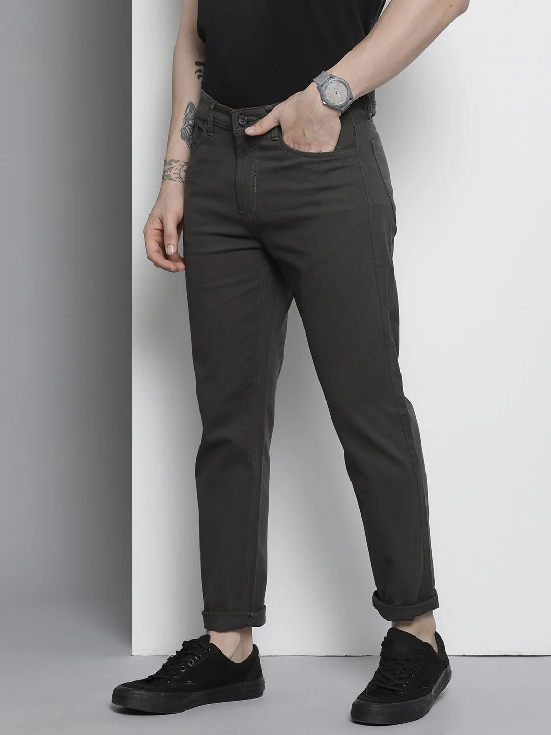 The Indian Garage Co Men Black Slim Fit Chinos - Image 2