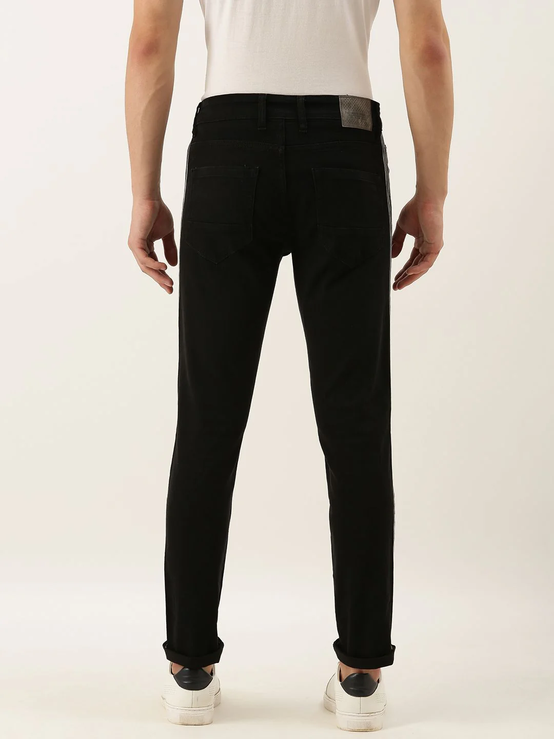 The Indian Garage Co Men Black Slim Fit Mid-Rise Clean Look Jeans - Image 3